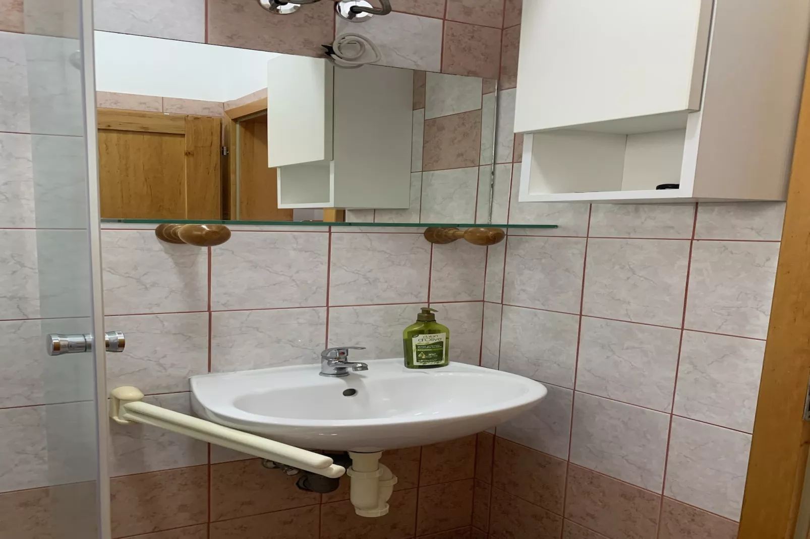 Apartment Vir 5 - Bathroom