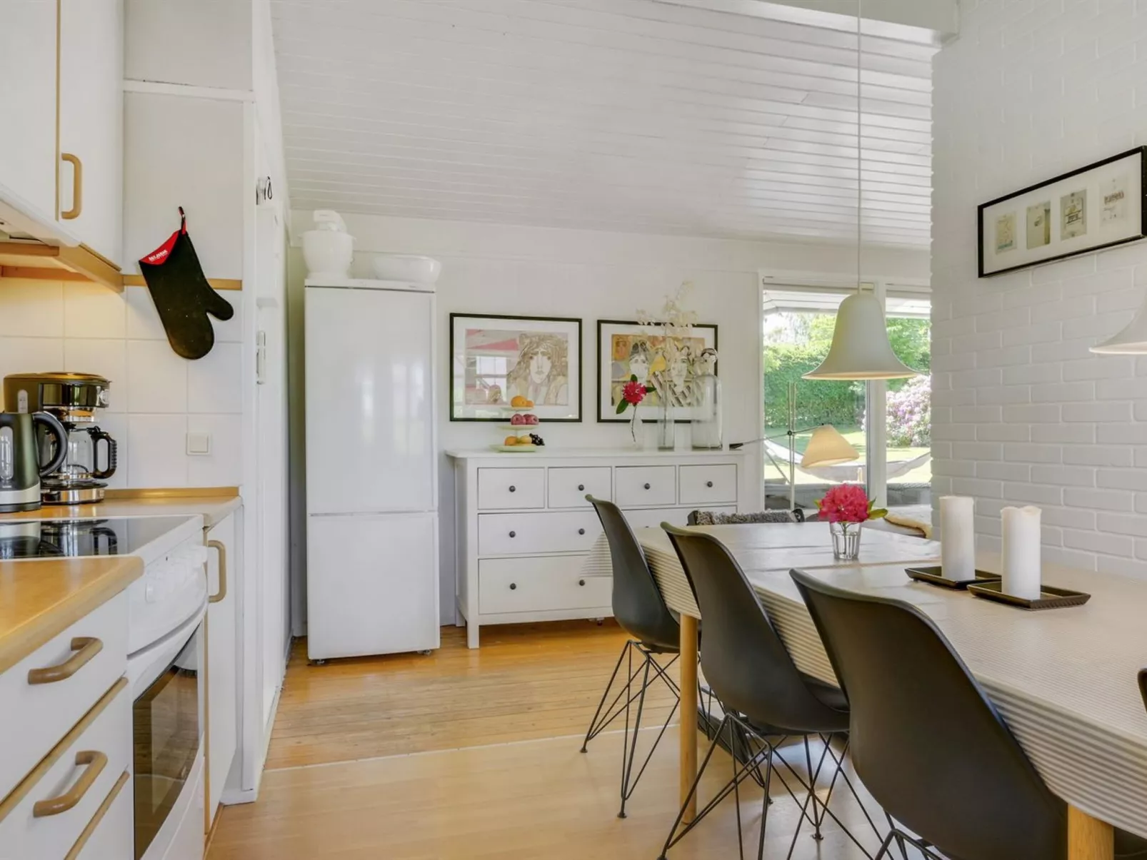 "Tobrjön" - 200m to the fjord - Dedans