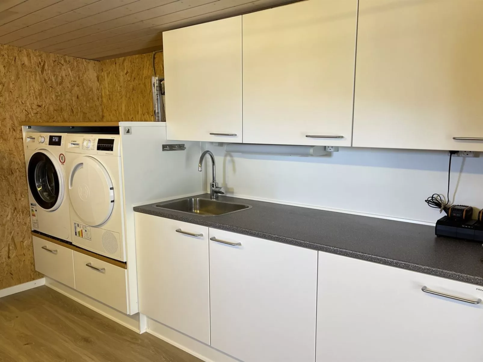 "Kei" - 75m from the sea - Drinnen