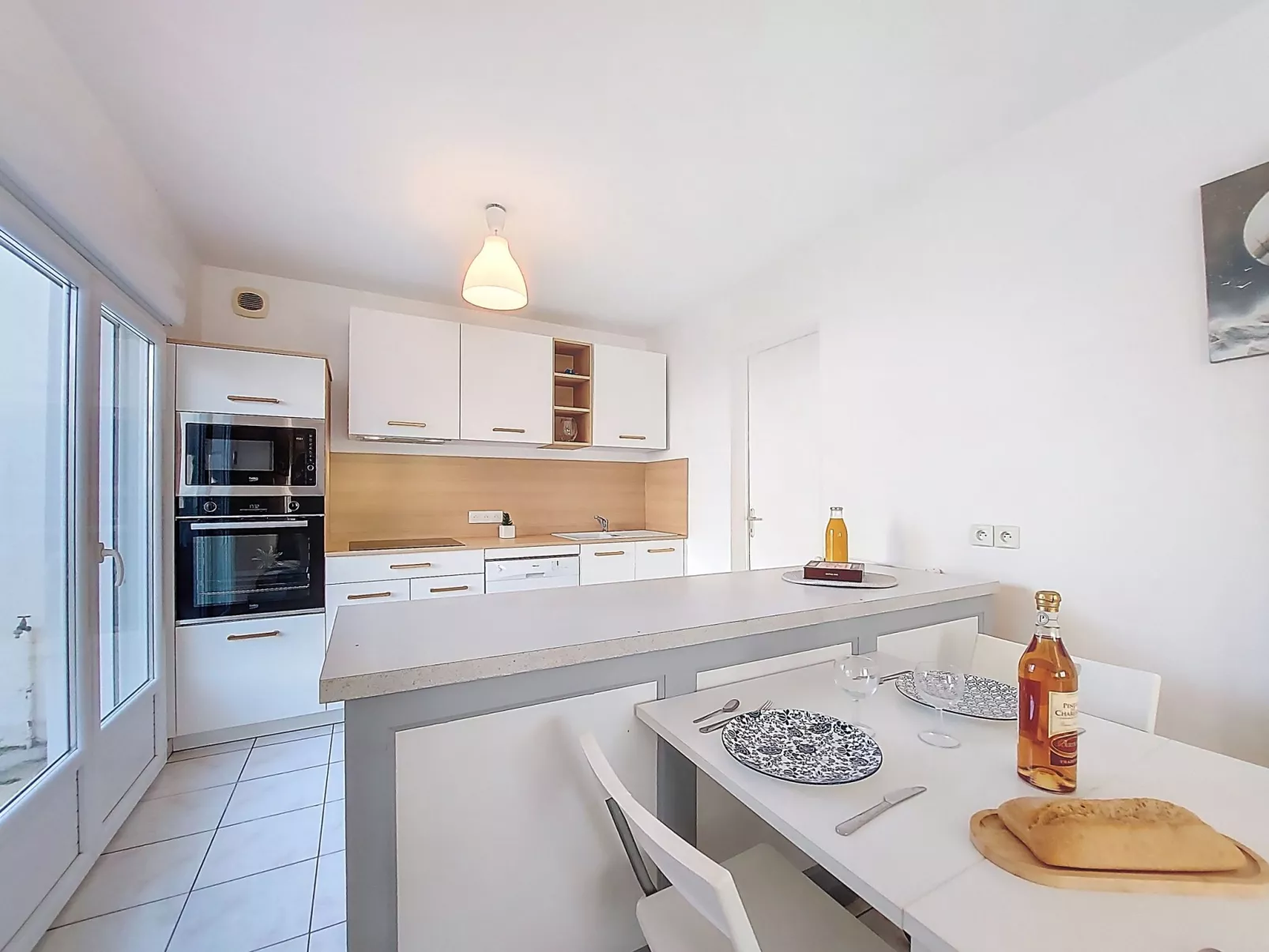 Les Sables - Drinnen