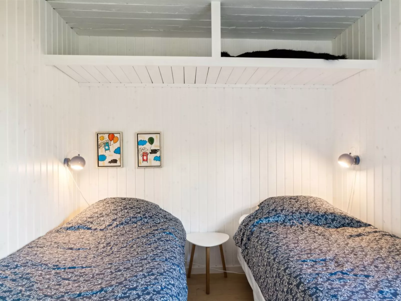 "Manko" - 250m from the sea - Drinnen