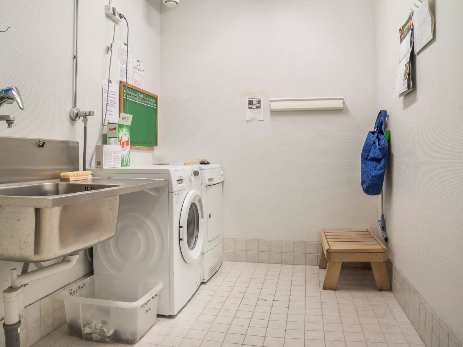 Yllästar 1 as 210 (la-la) - Drinnen