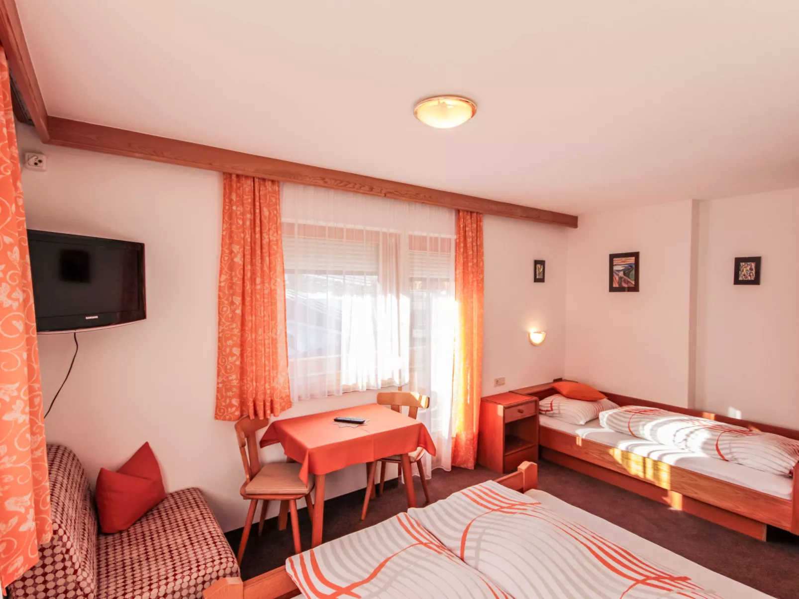 Garni Regina - Inside