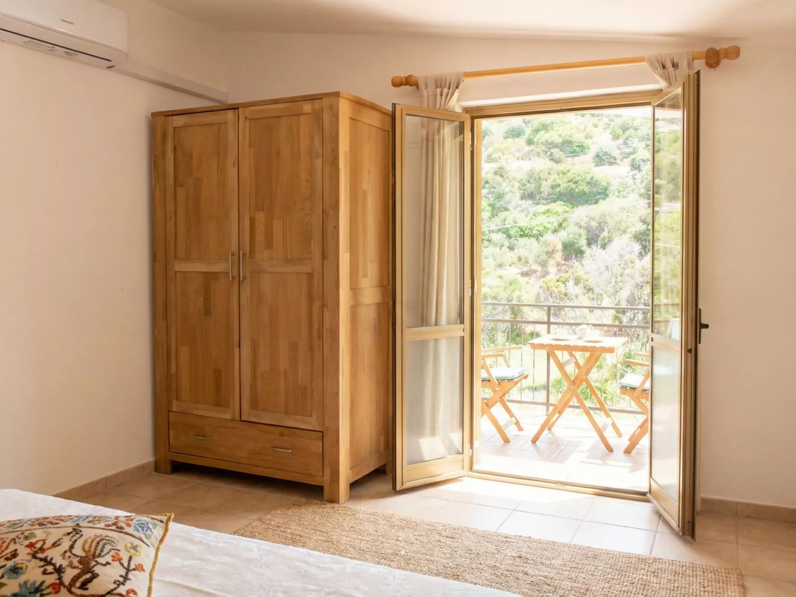 La Meravigliosa Sardegna - Inside