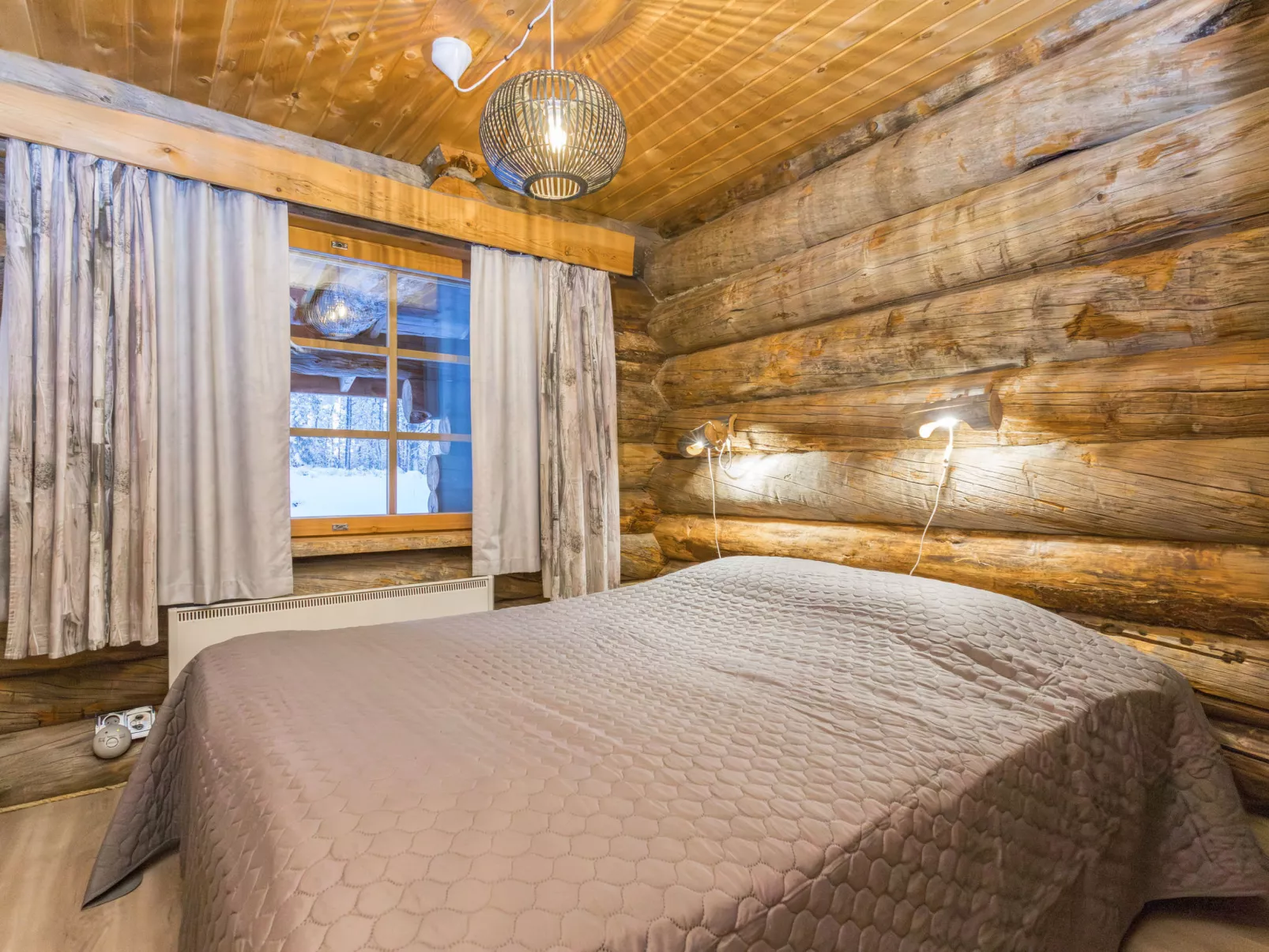 Lumikenttien kutsu - Dedans