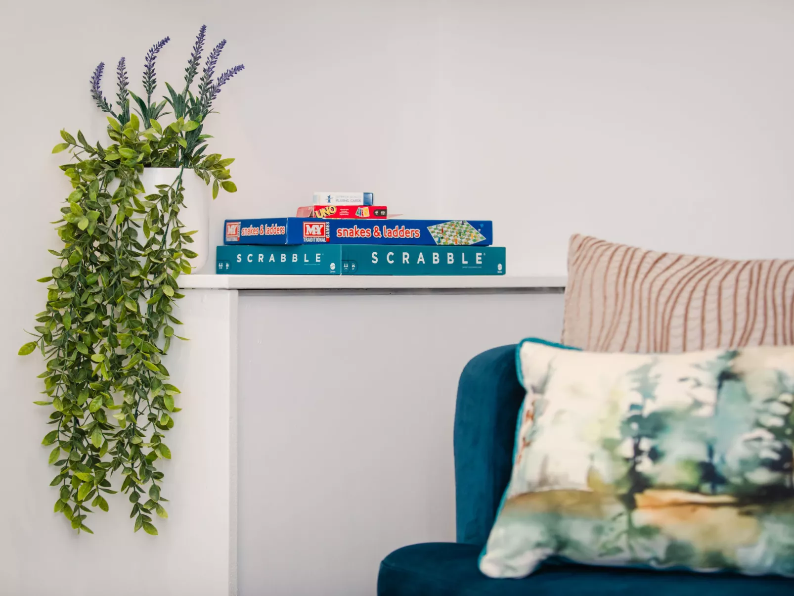 Waters Edge - Inside