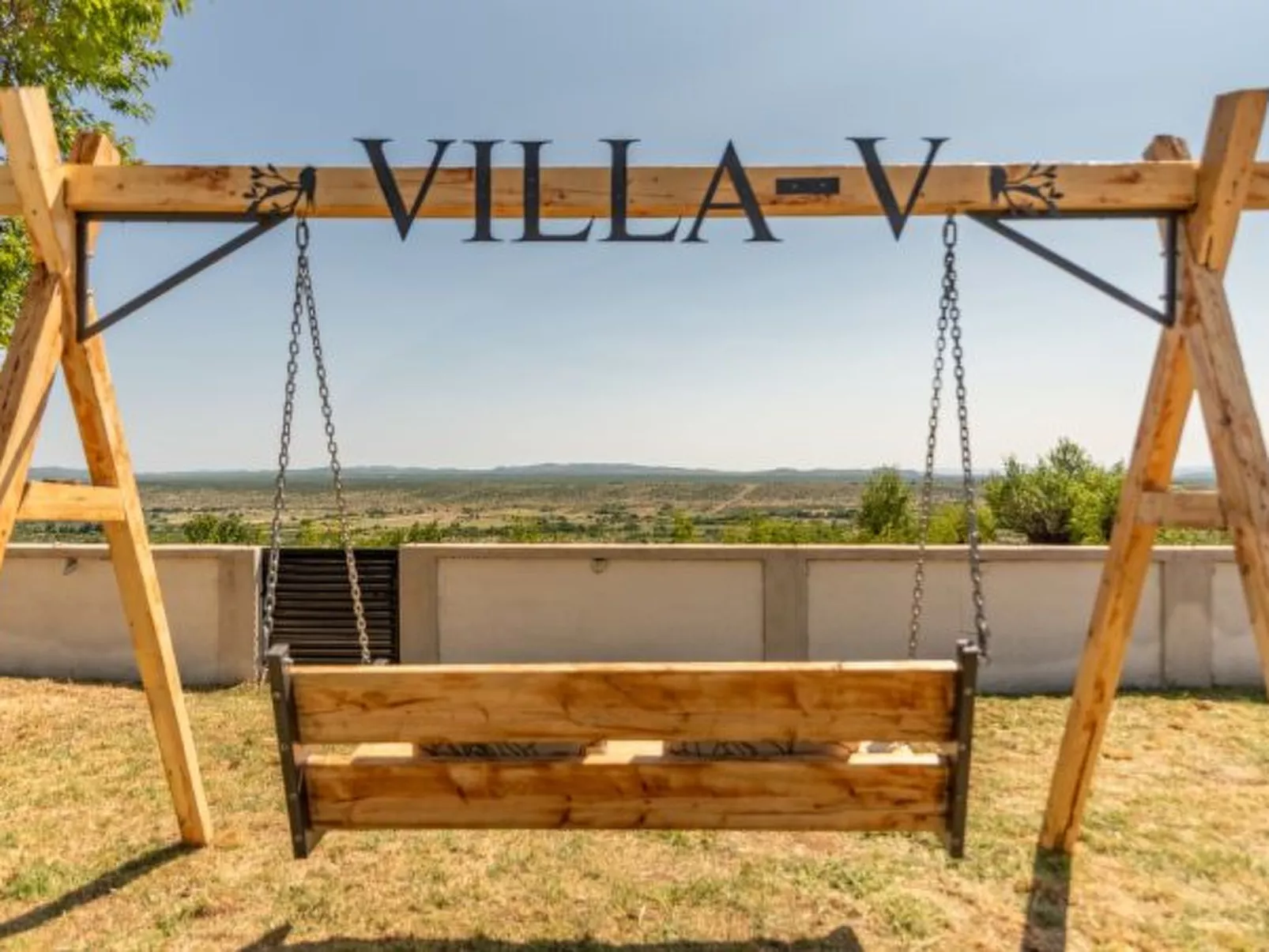 Unique Villa V with pool - Image-tags.info