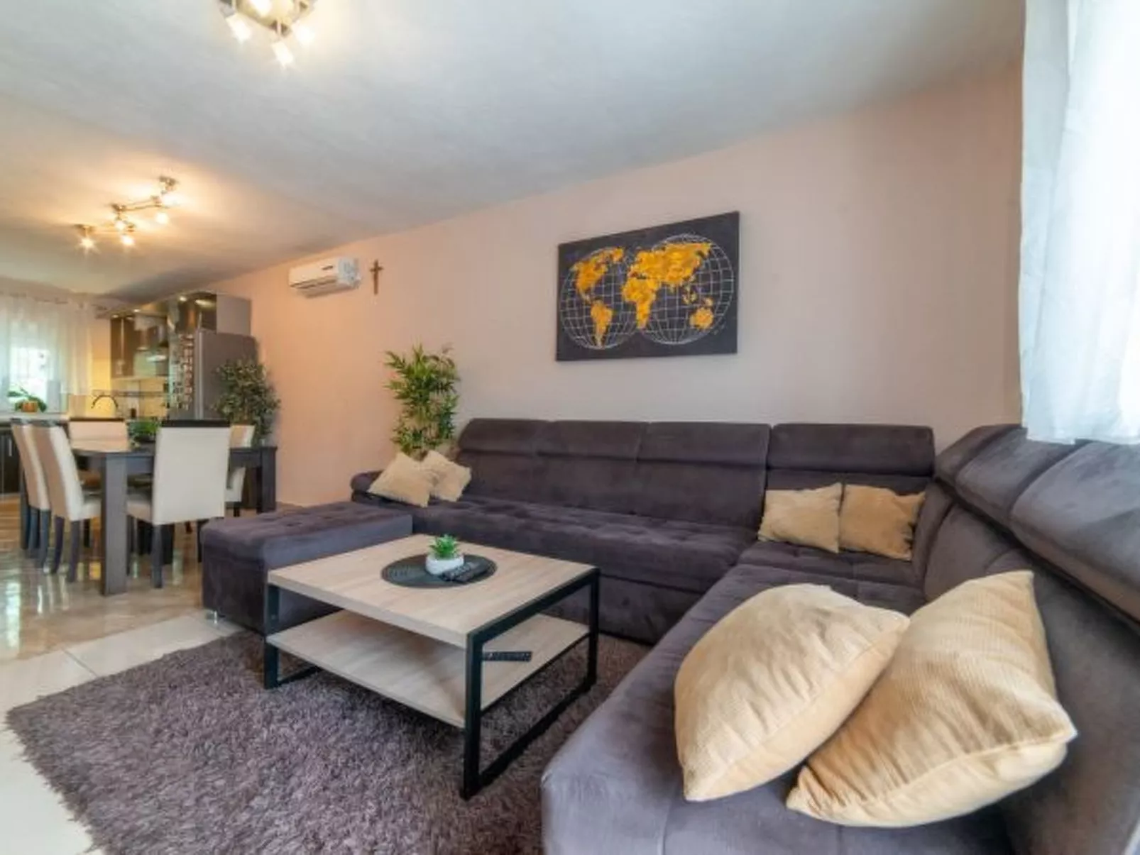 Holiday House Meri with pool - Image-tags.info