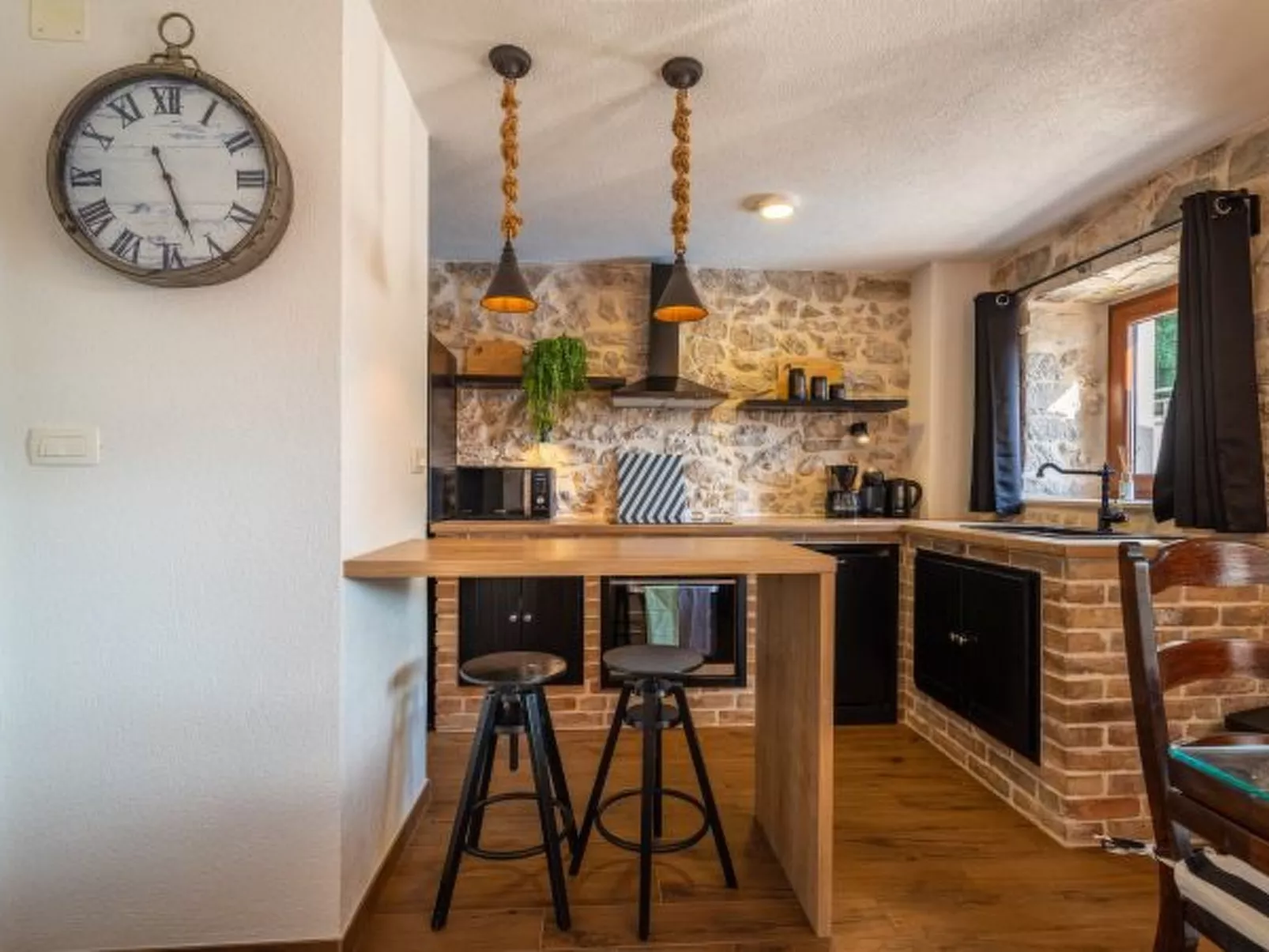 Villa Miandri with heated pool - Image-tags.info