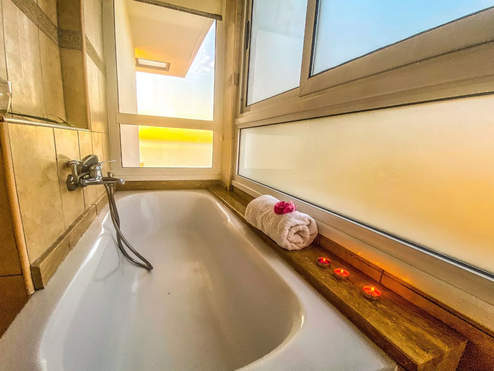 Villa "Meerblick" mit Infinity-Pool - Drinnen