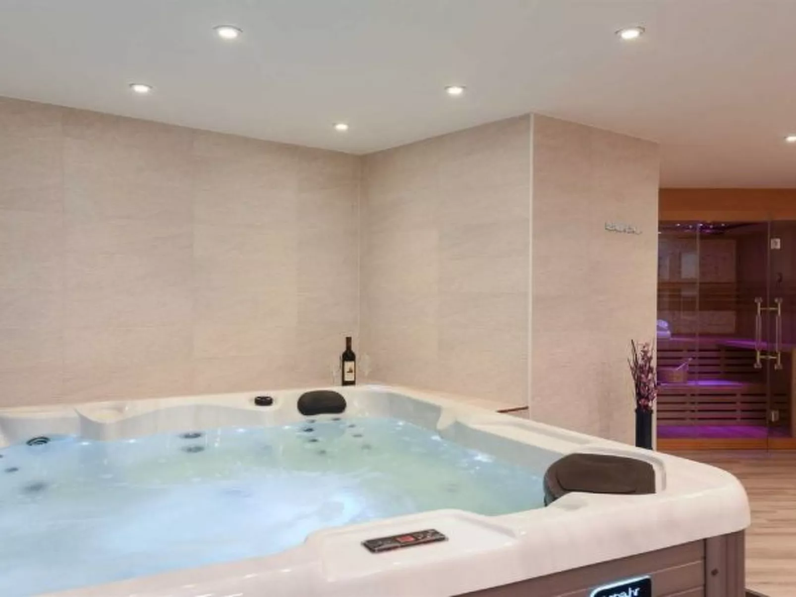 Villa Amfora with heated pool, wellness and tennis - Image-tags.info