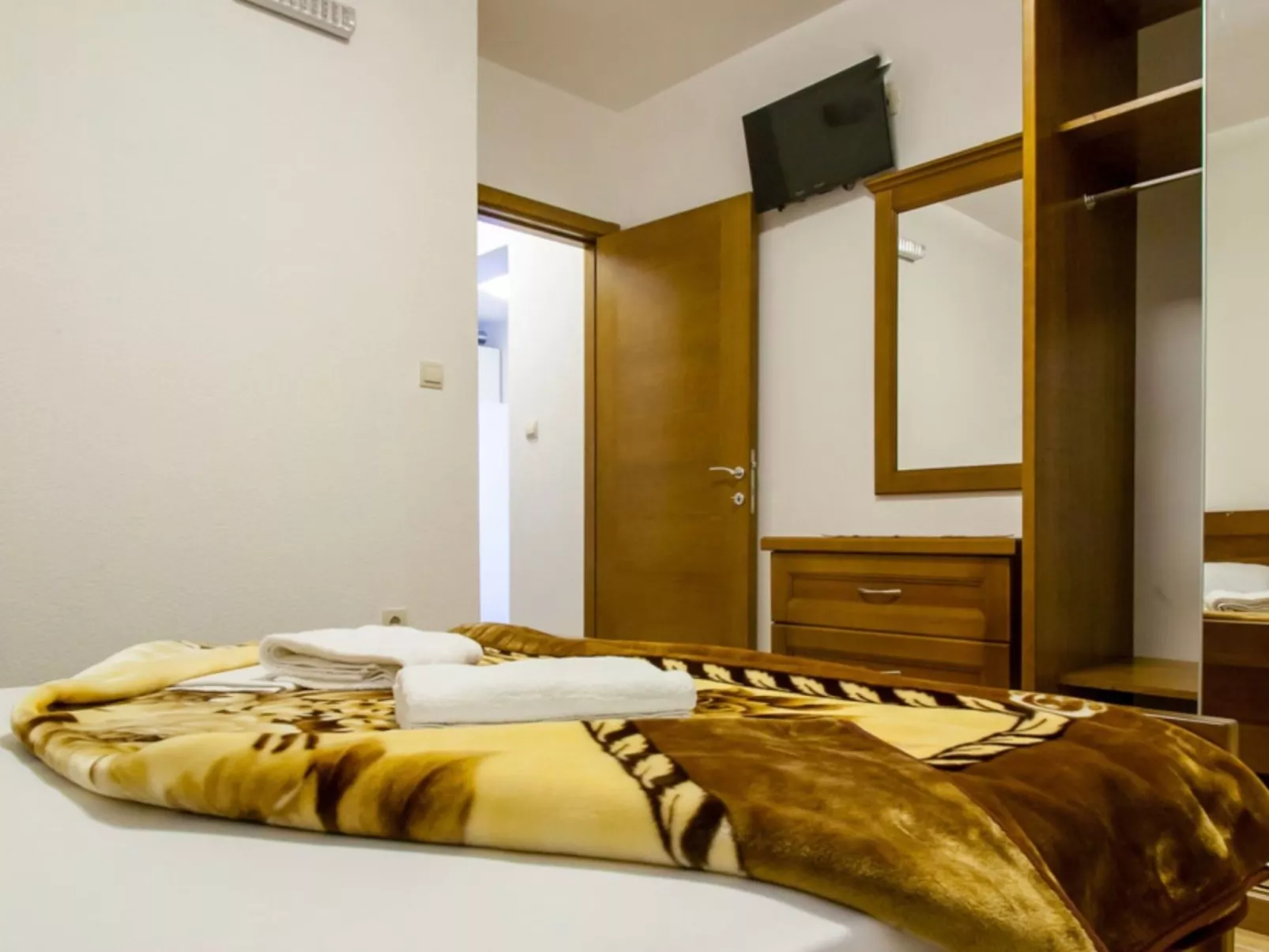 Ljubica Two - Schlafzimmer-Apartment mit Terrasse - Inside