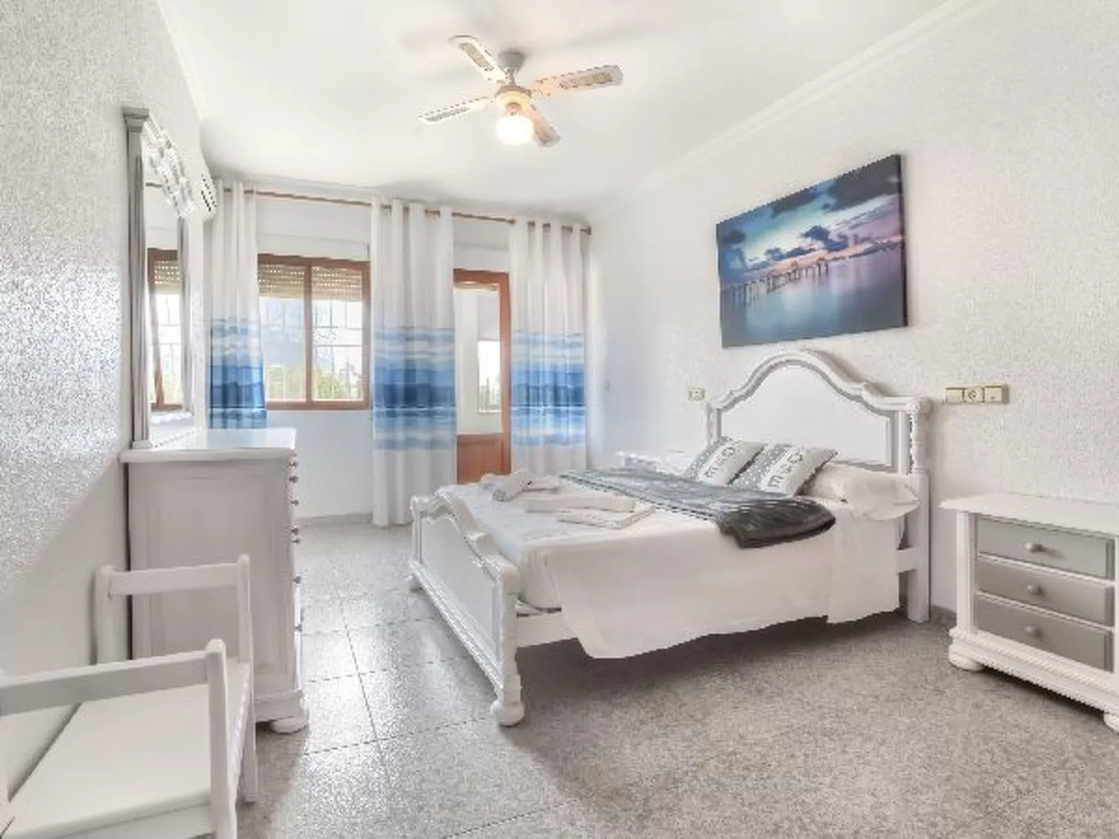 Villa Garrofer- PlusHolidays - Image-tags.info