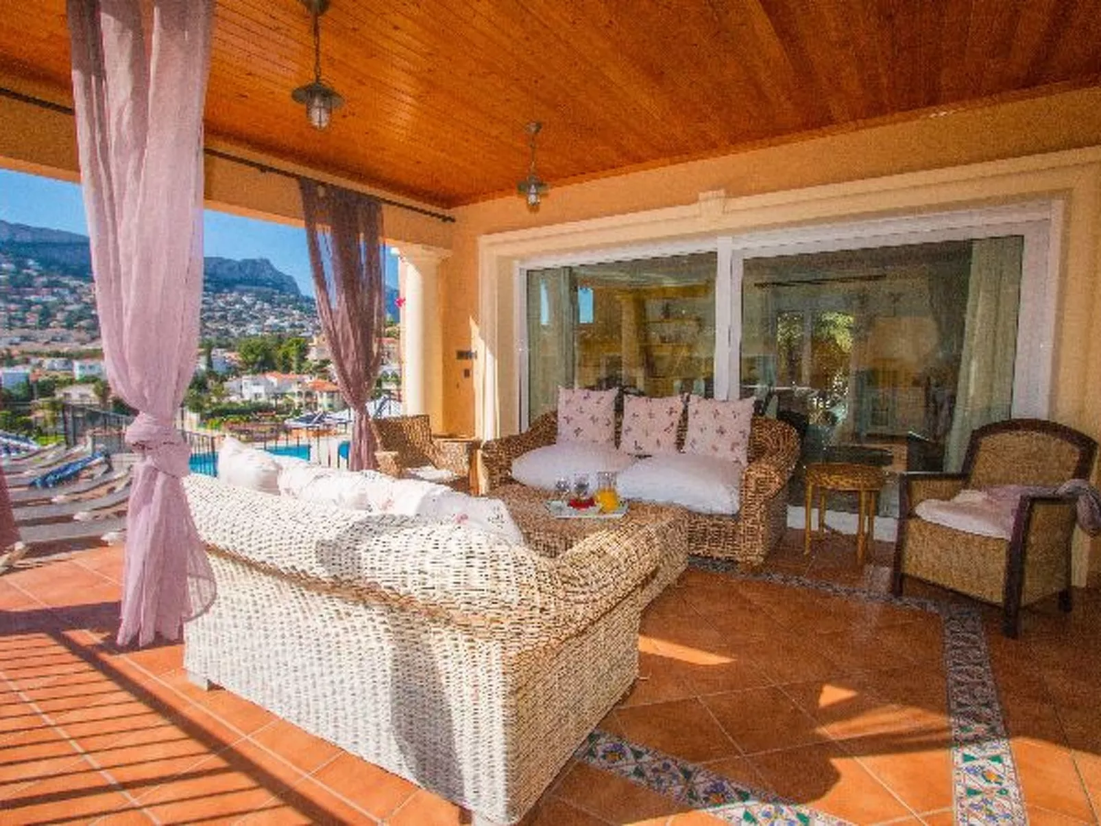 Villa Encanto - PlusHolidays - Image-tags.info