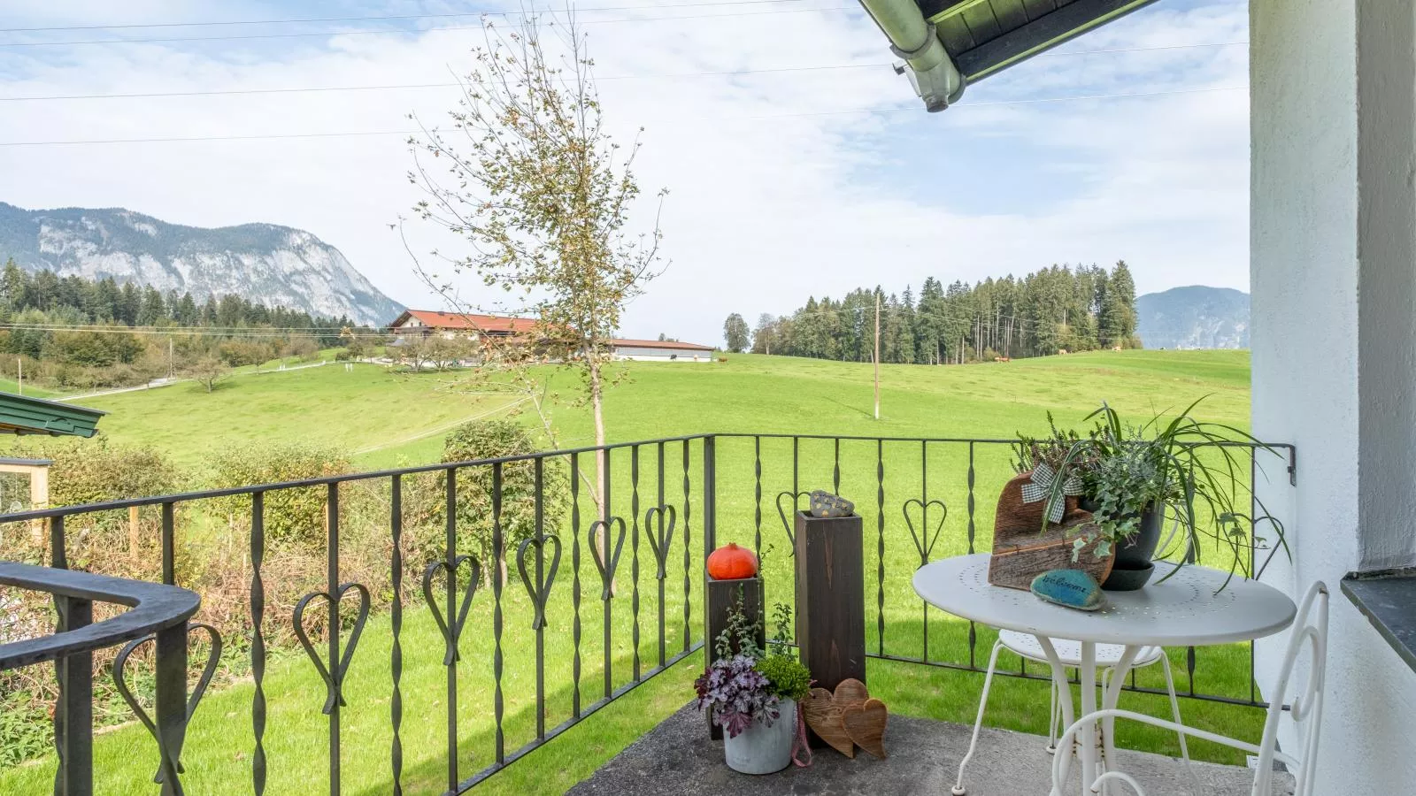 Chalet Pölven-Terrace balcony