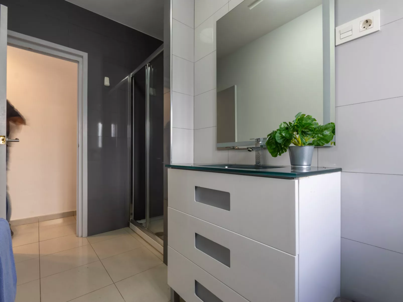 Higini Angles - Dedans