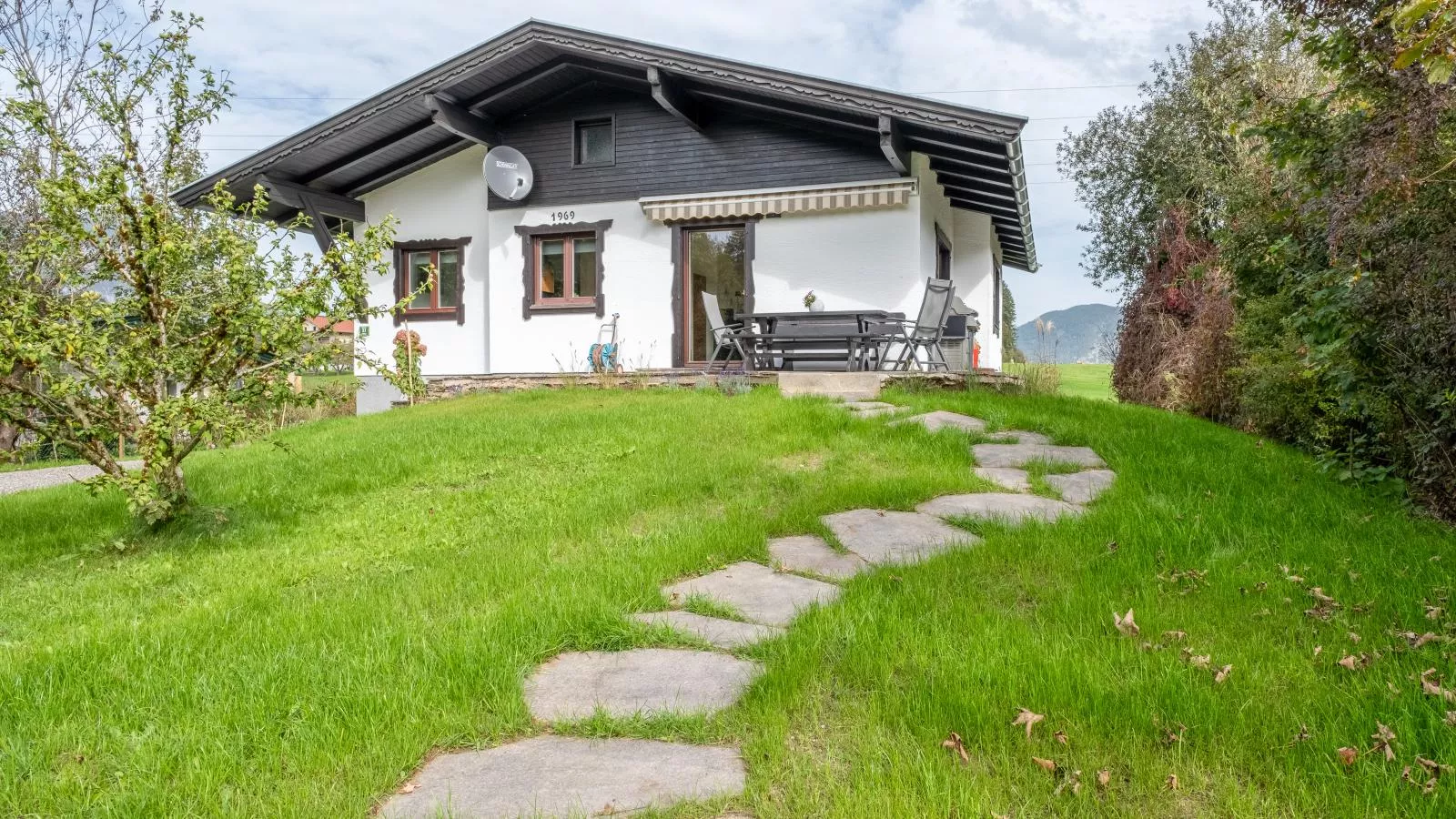 Chalet Pölven-Exterior summer
