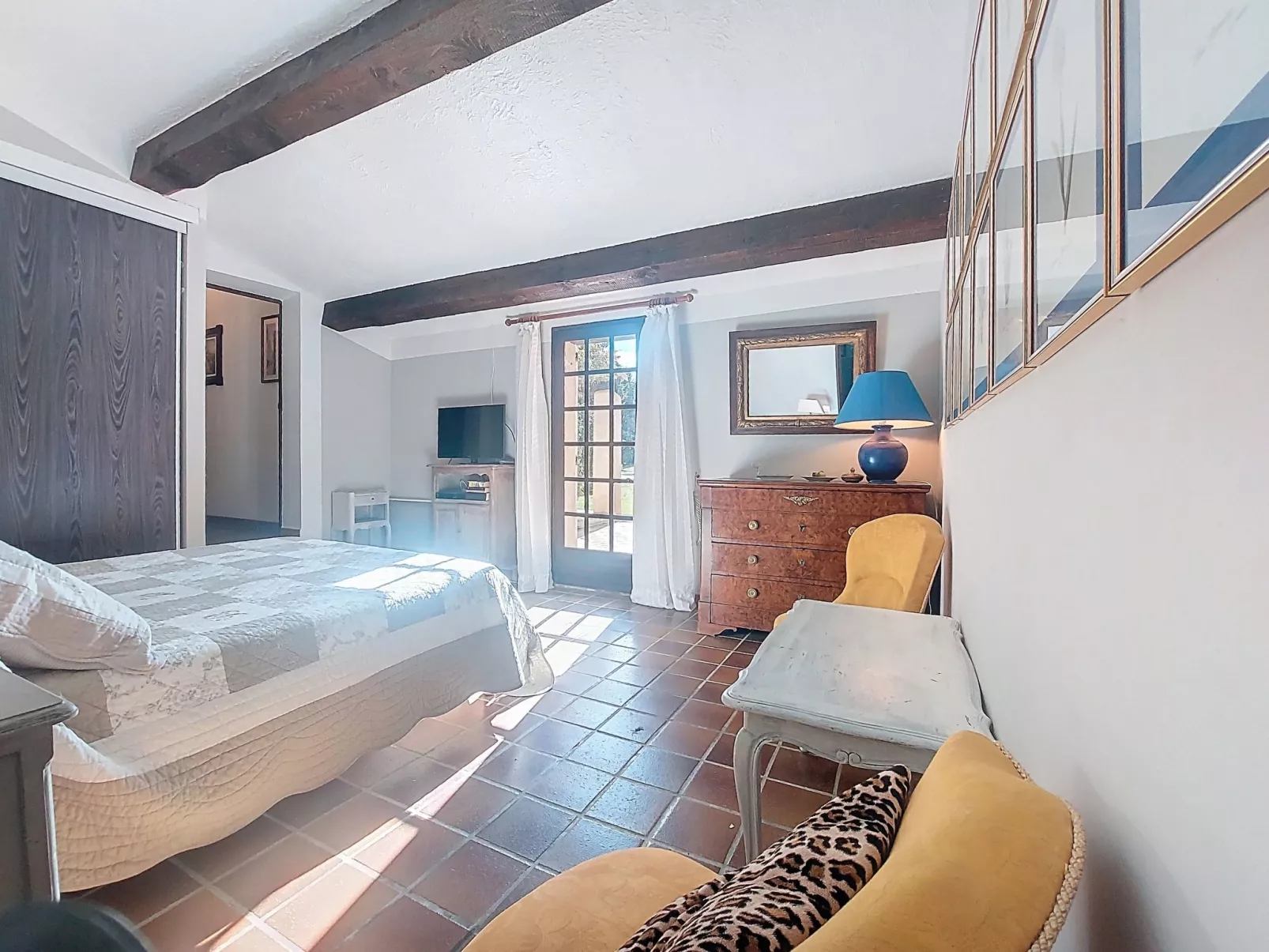 La Maisonnette - Drinnen