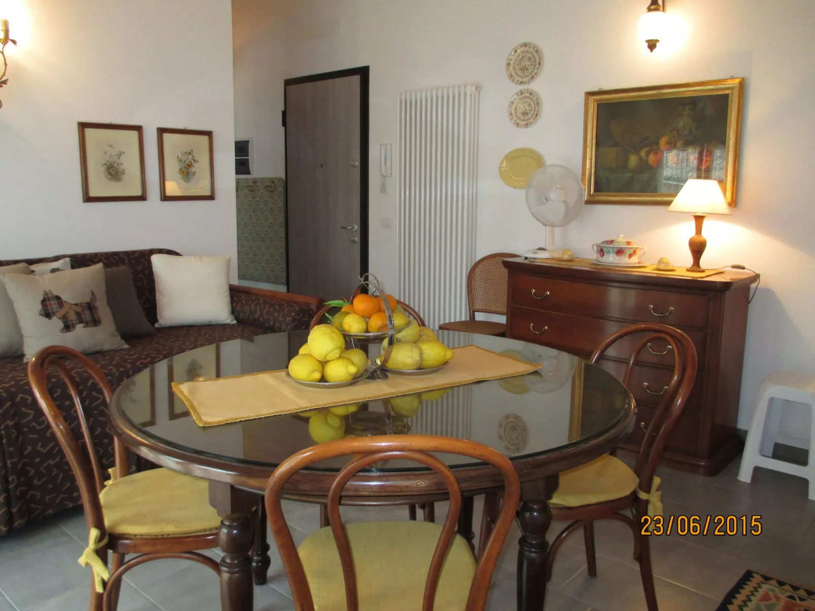 Ferienzimmer 'Mansarda Lina' mit Terrasse - Dedans