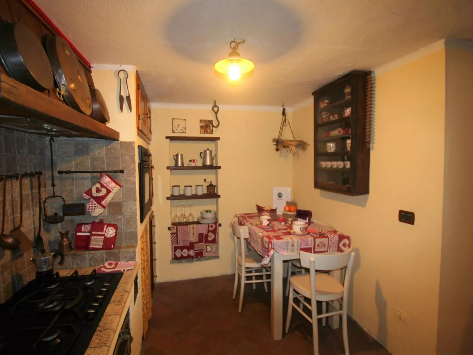 Für 3 Personen ca. 37 m&sup2- in Lumarzo, Norditalien (Ligurien) - Dedans