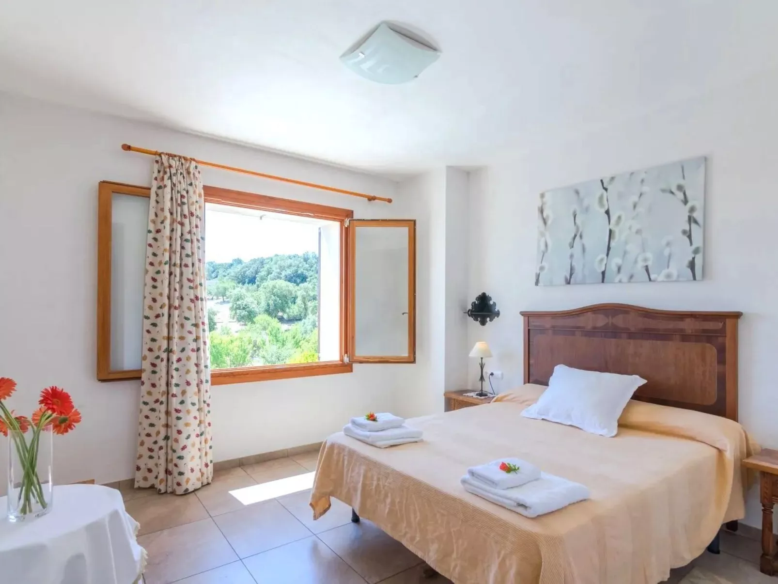 Schönes Landhaus mit Panoramablick auf die Berge - Dedans