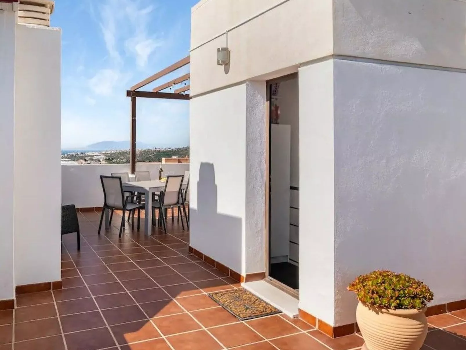 "Casa Valle Niza" mit Pool - Draußen