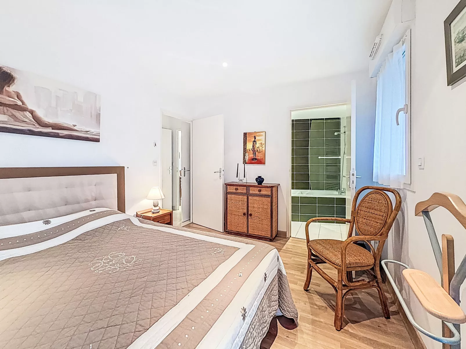 Stella Maris - Inside