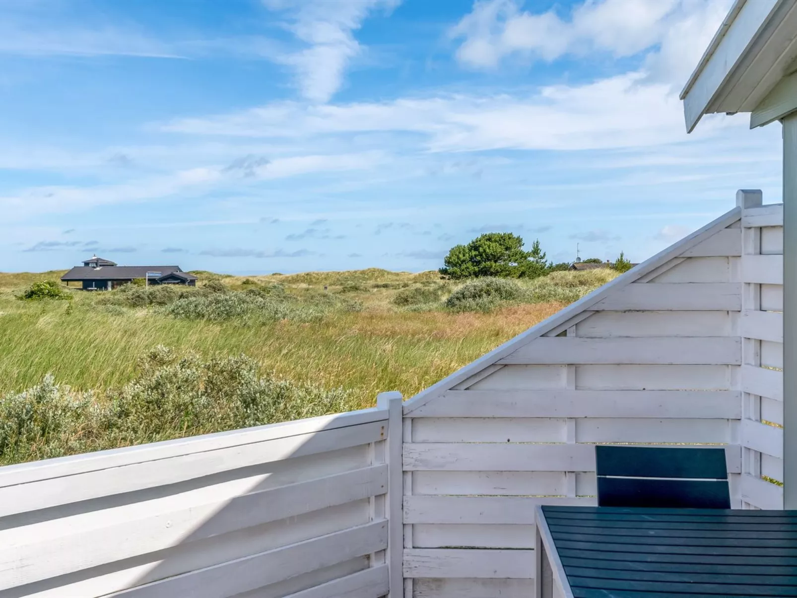 "Answald" - 250m from the sea - Outside