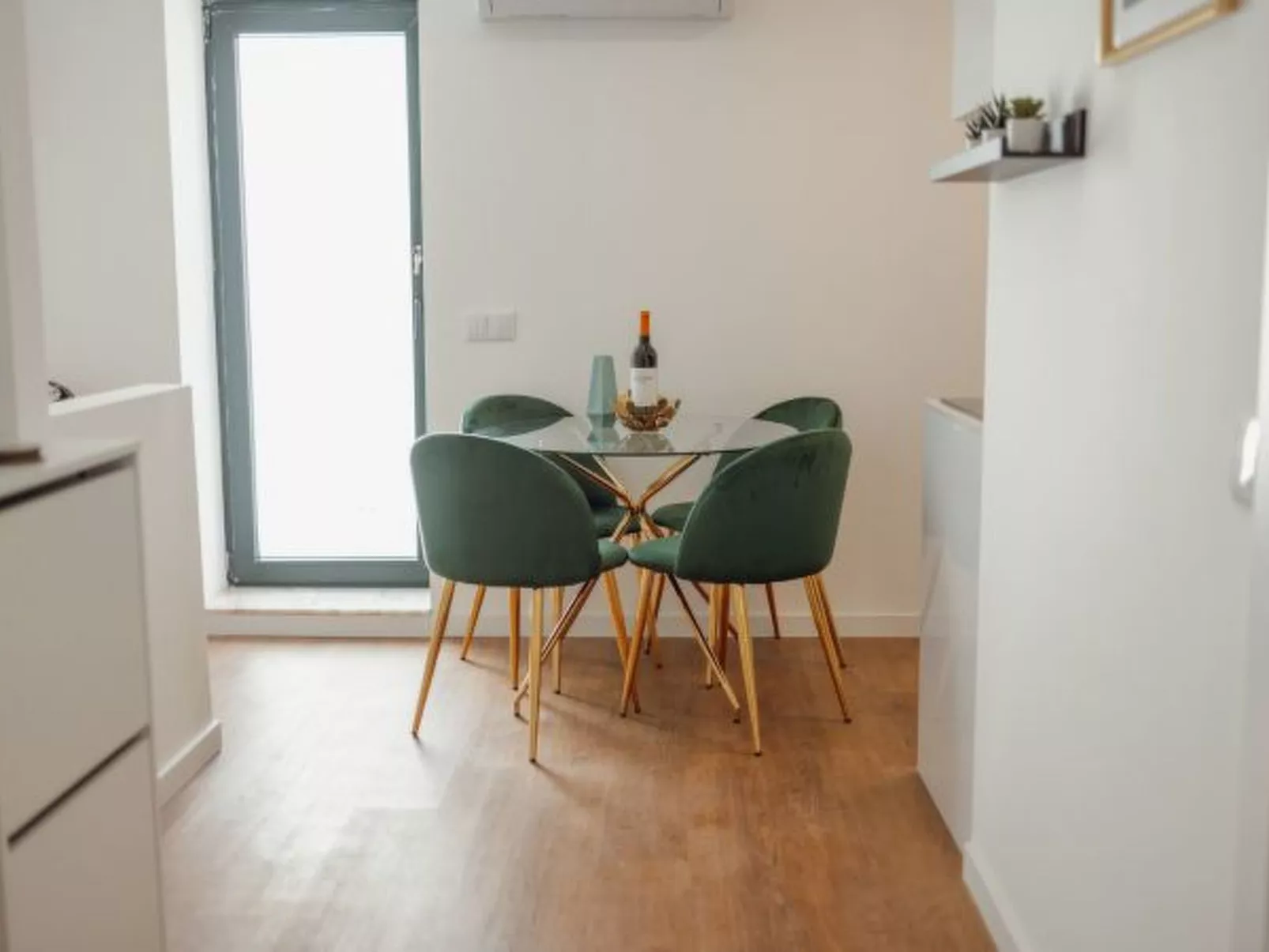 LAPA STYLISH APARTMENT B WITH TERRACE by VACATIONY - Drinnen