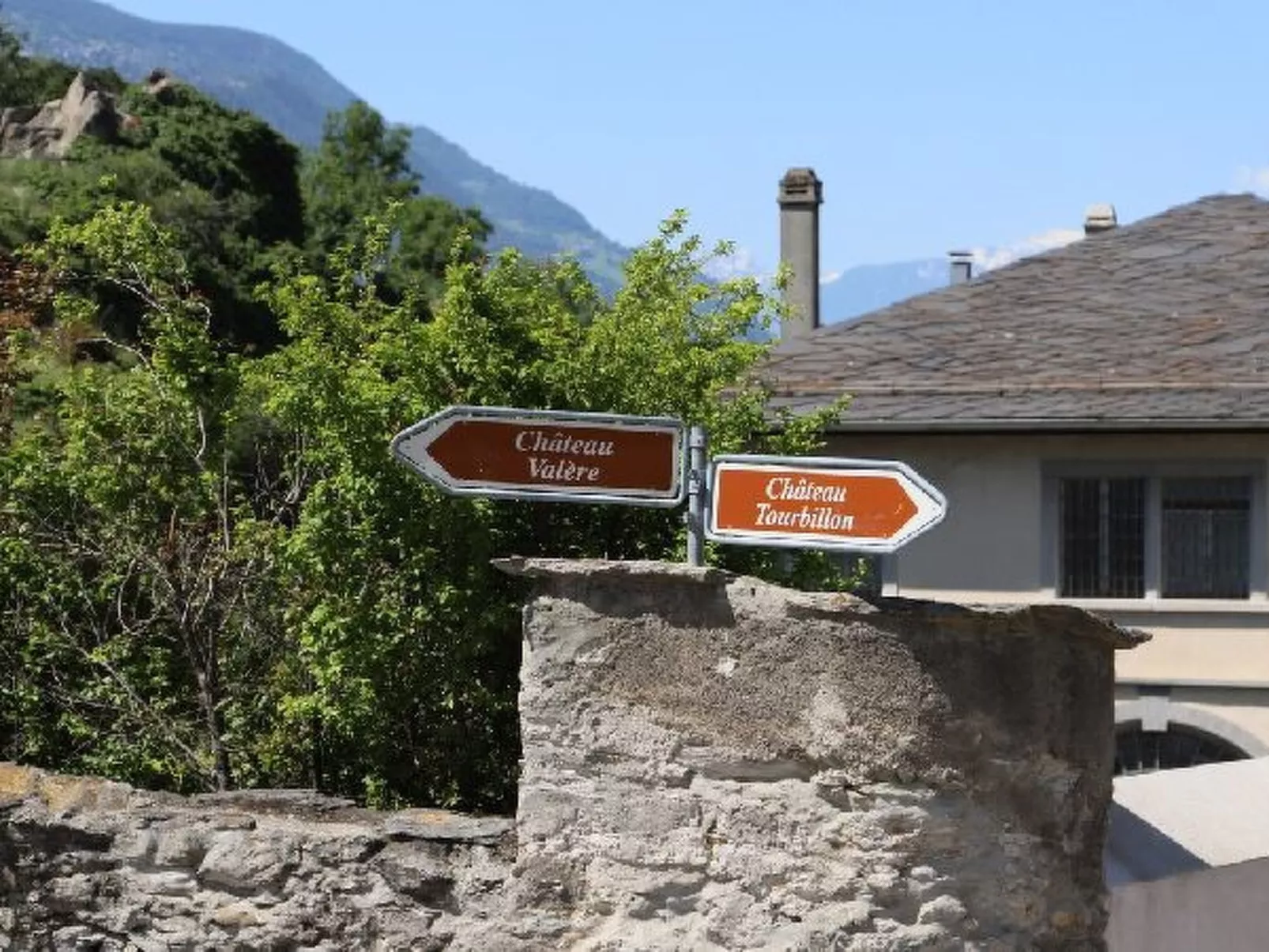 Plein Coeur de la Vieille Ville de Sion - Draußen