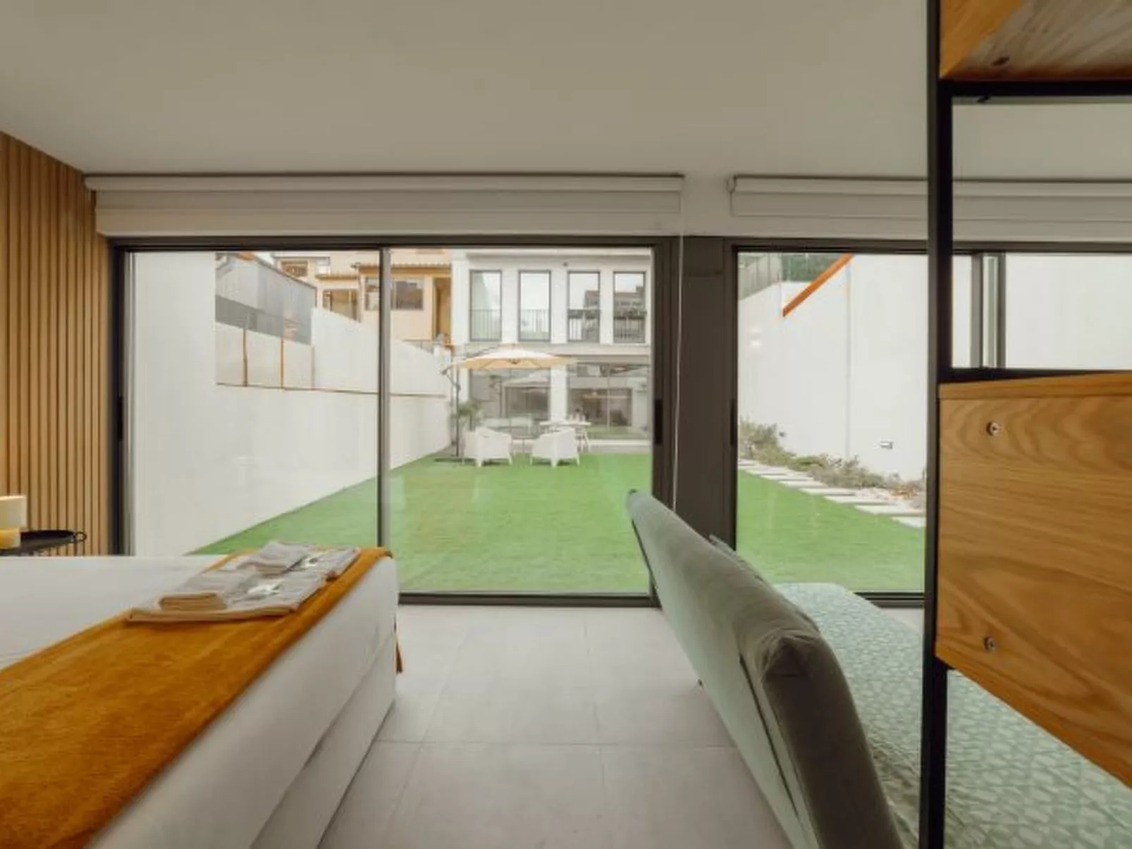 GAIA PREMIUM A WITH TERRACE by VACATIONY - Inside