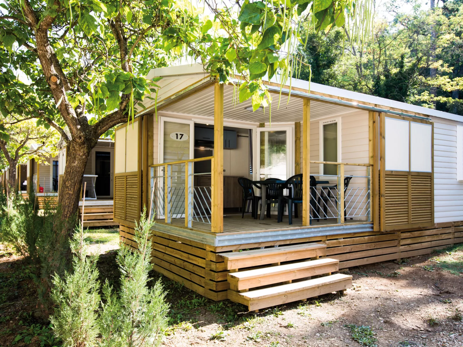 Domaine de Château Laval - Draußen