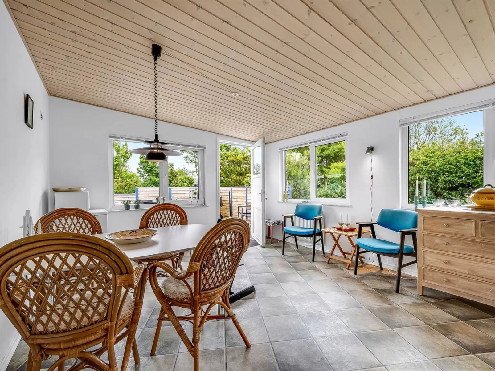 "Jerrit" - 650m to the fjord - Dedans