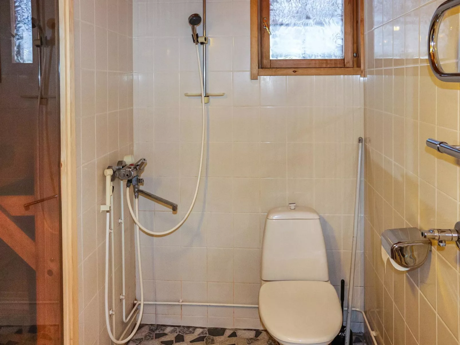 Alppikylä 8a paritalo - Dedans