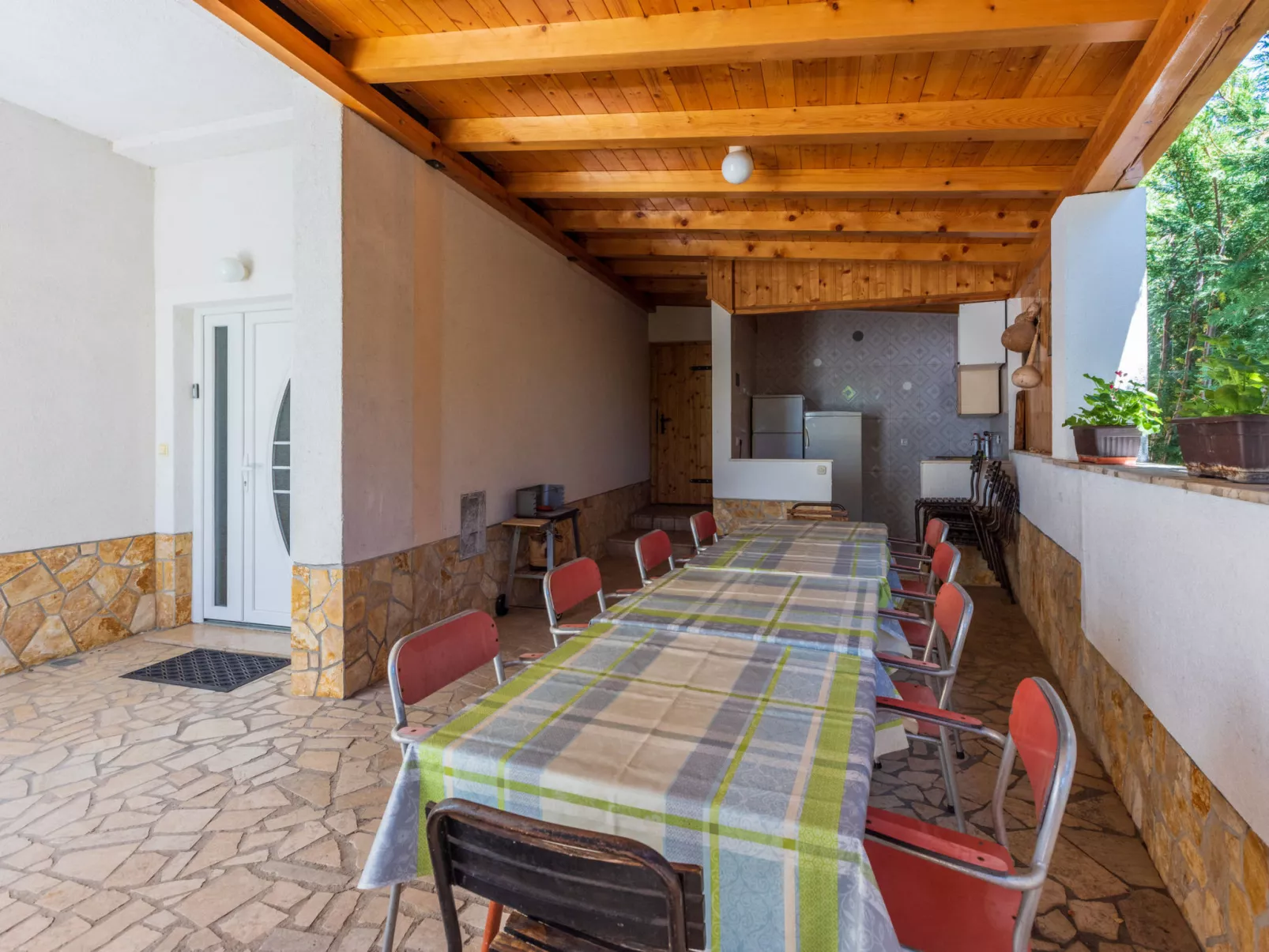 TUSTONJIC SOBA 1 / HR-10793-03 - Inside