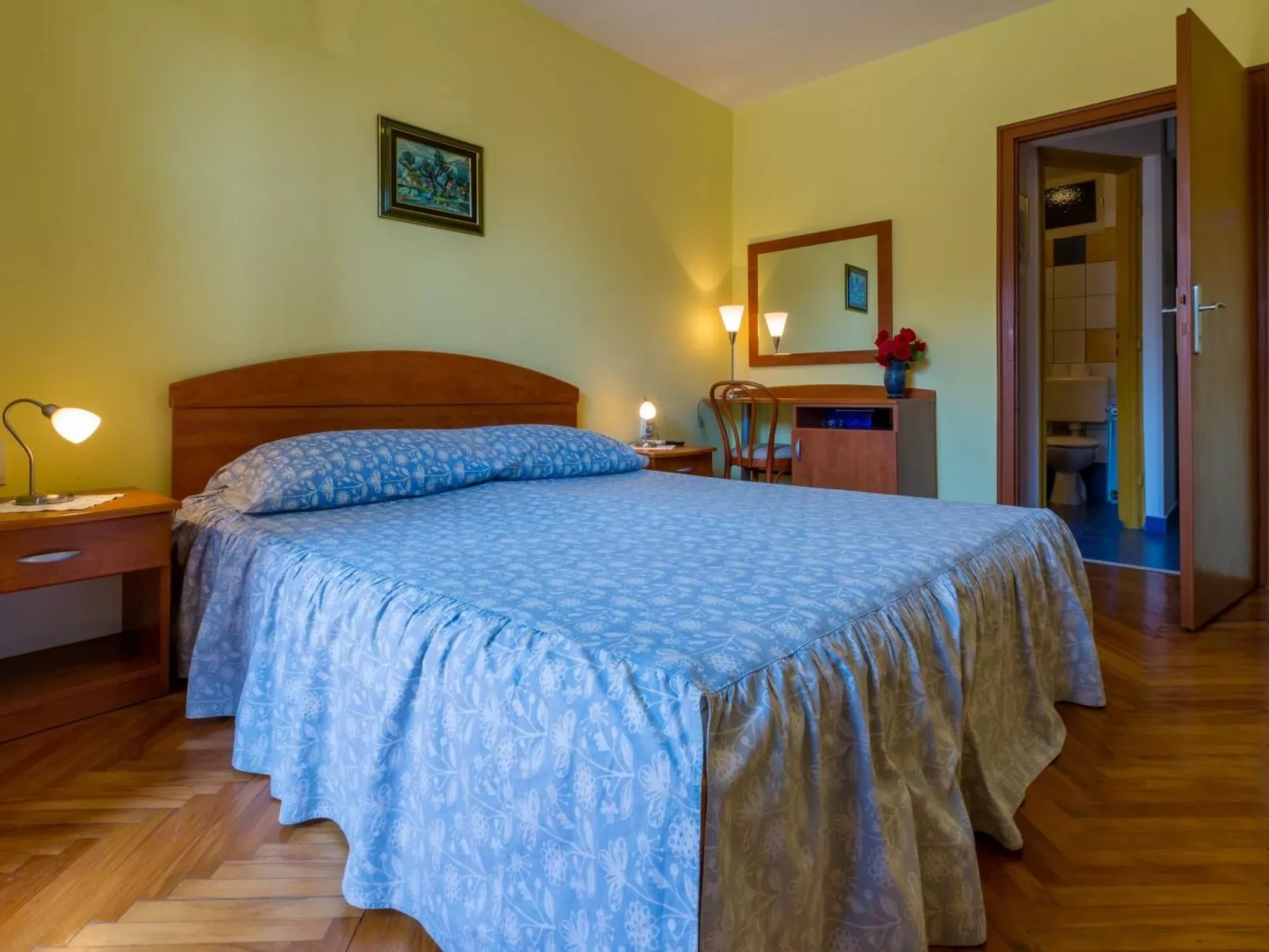 IVANKA 1 / HR-02419-01 - Image-tags.info