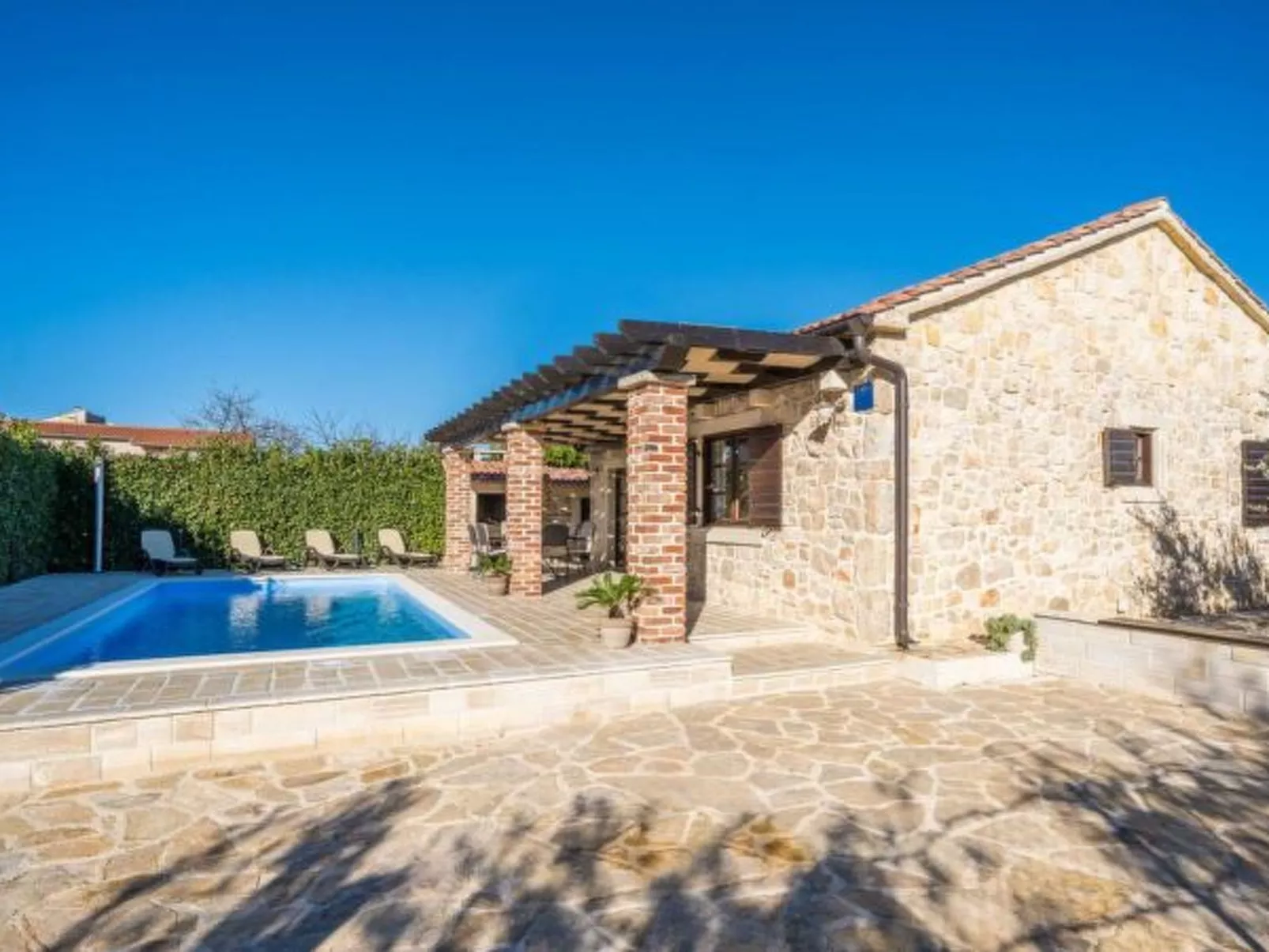 Stone Villa Petit Rustica with heated pool - Image-tags.info