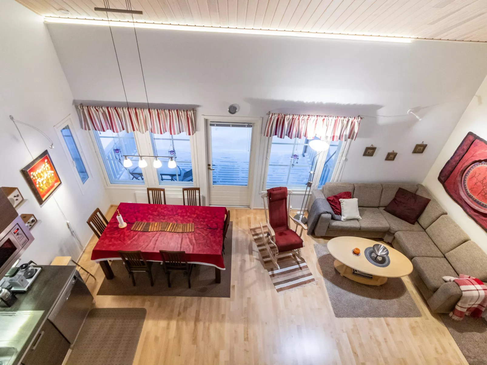 Ylläskumpu 4 - Drinnen