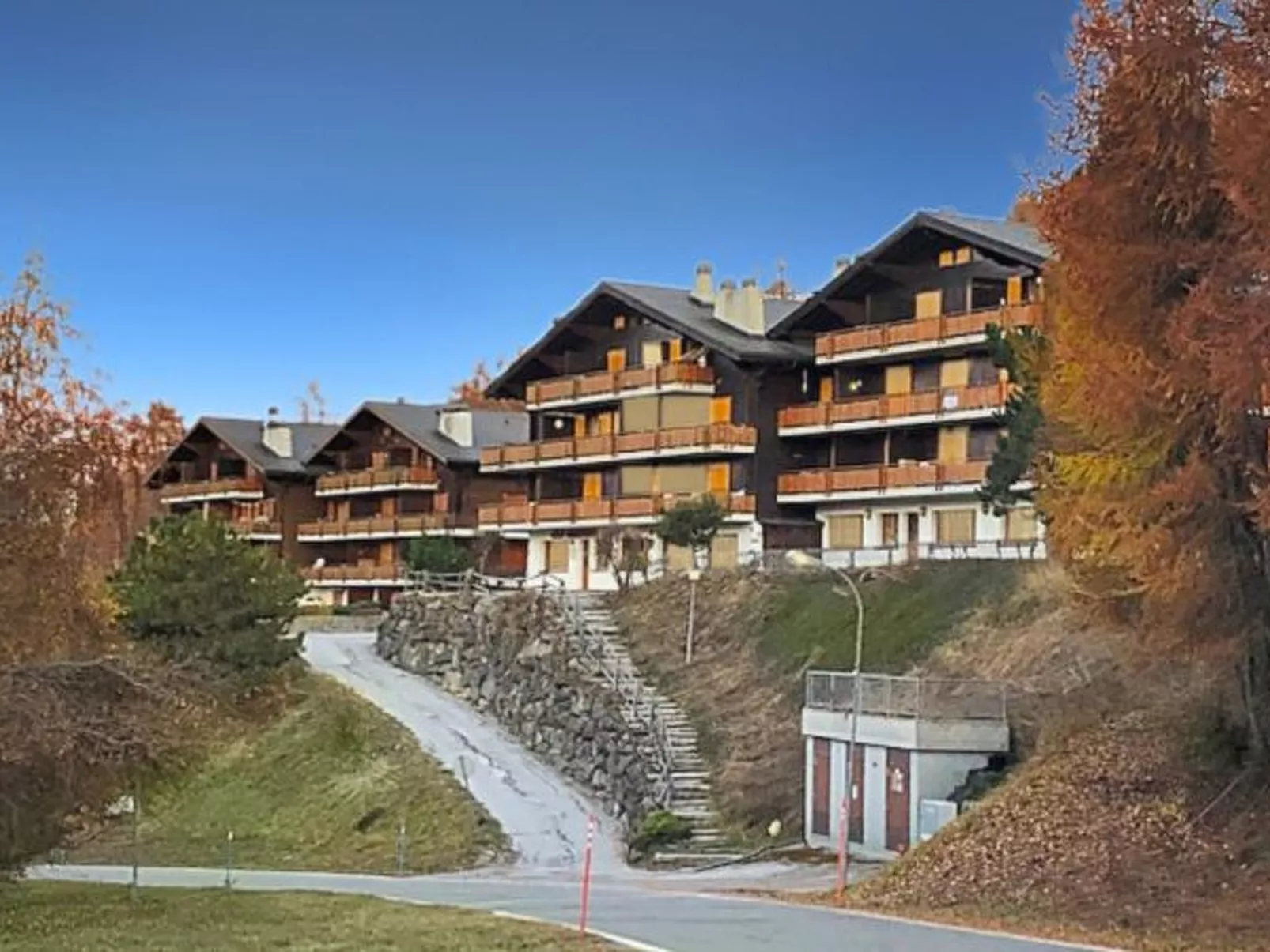 Les Mayens de l'Ours - 4 Vallées - Outside