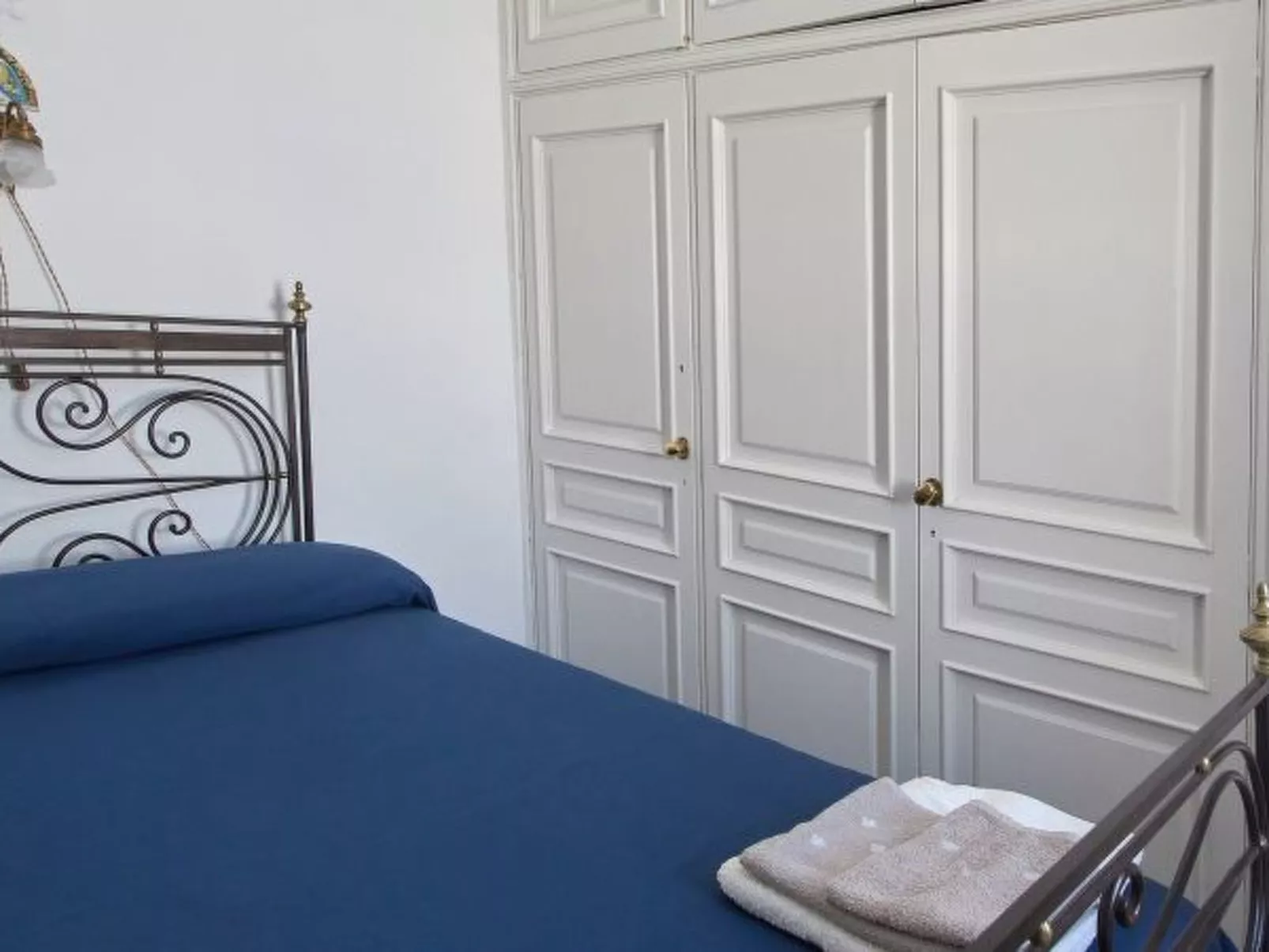 L'affresco caprese a 10 minuti dalla piazzetta - Inside