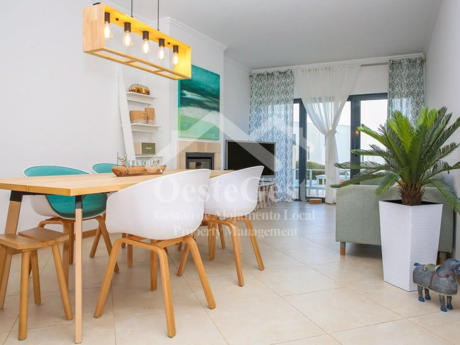 Haus Menezes - Dedans