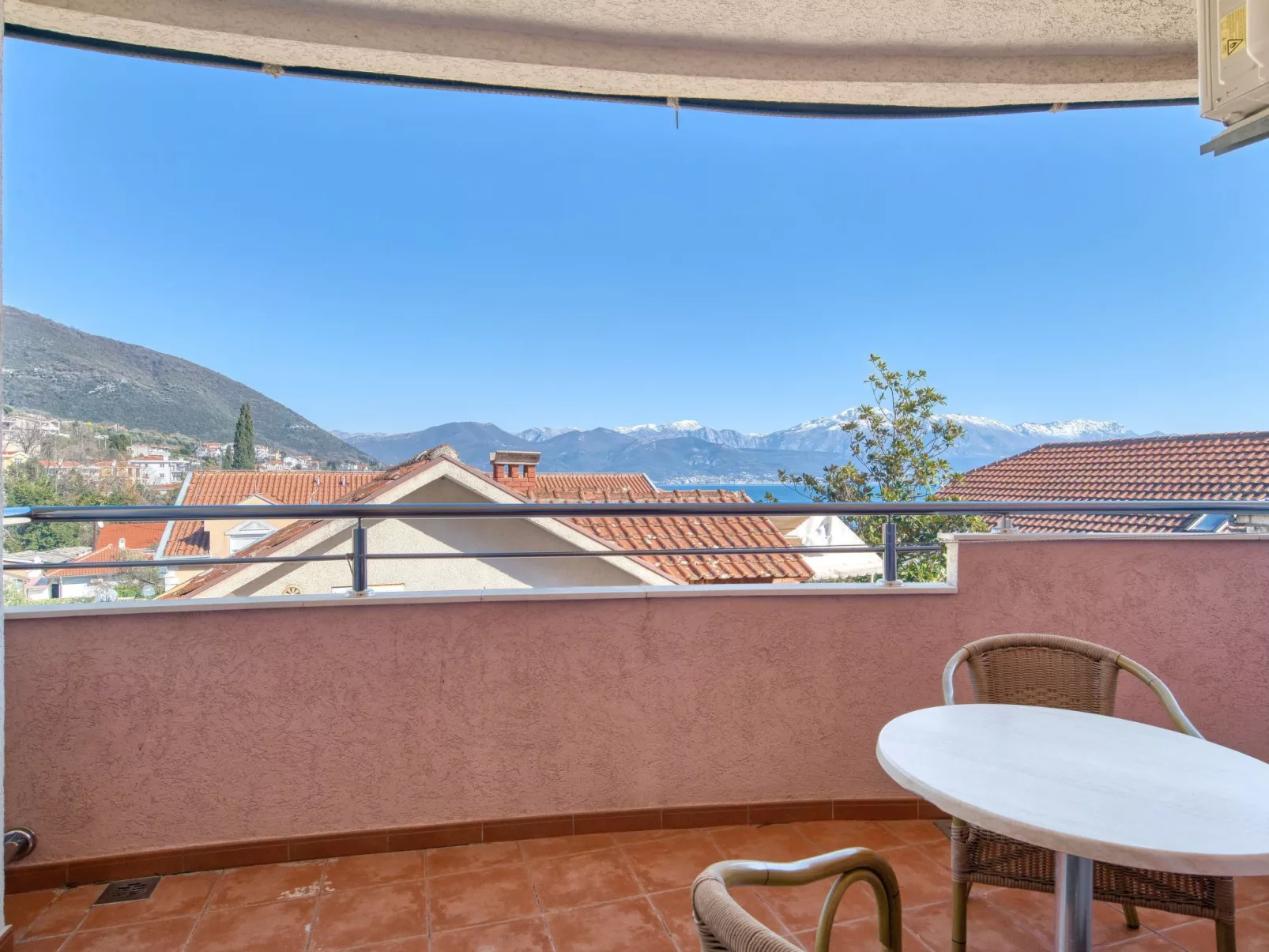 Wohnung "Premier" mit Meerblick - Image-tags.info