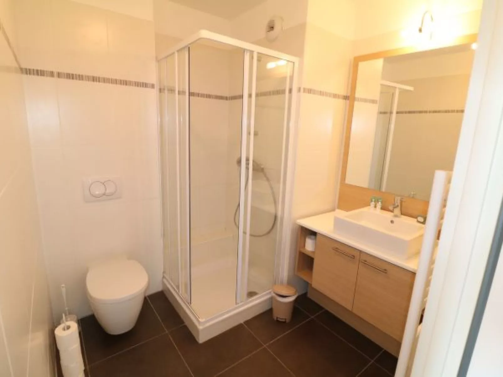 Modern 3 bedroom Lecerf 5 to  the Croisette 411 - Image-tags.info