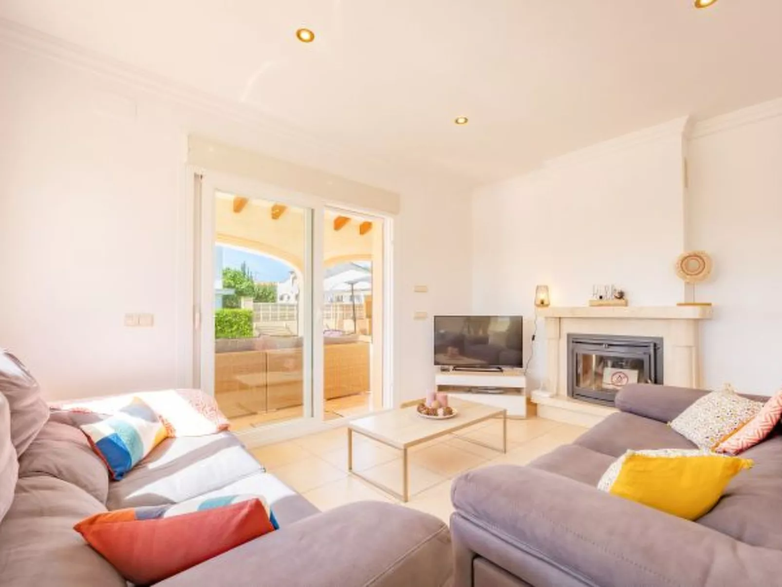 Villa Almendros - PlusHolidays - Image-tags.info