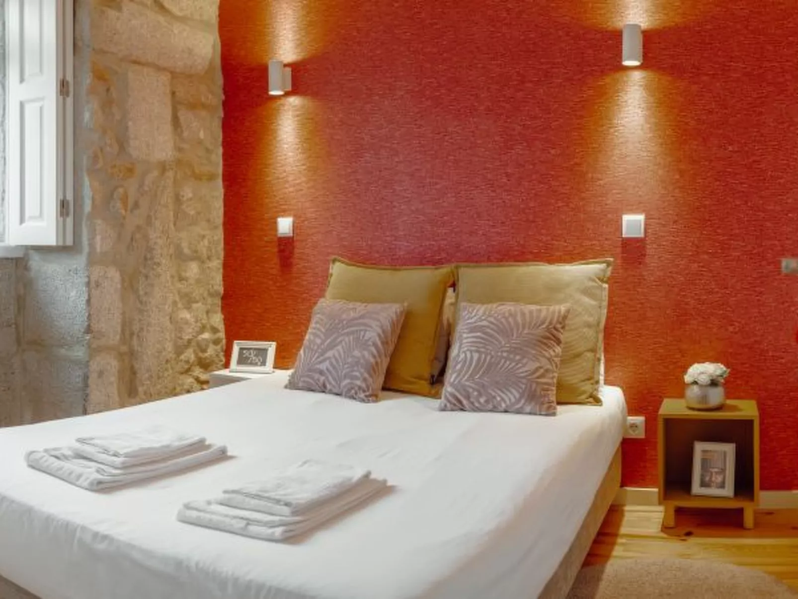 OPORTO POOL APARTMENT by VACATIONY - Inside