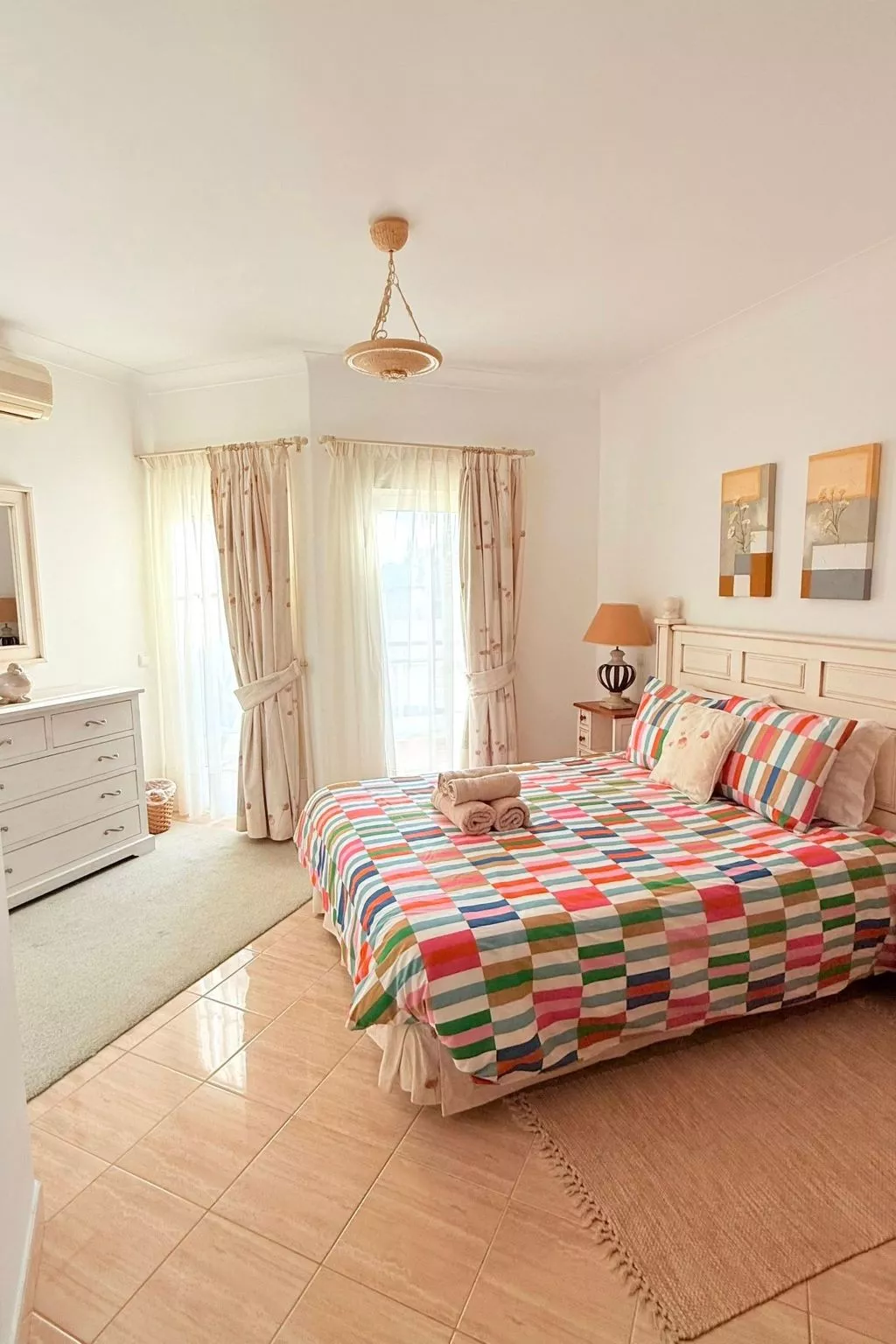 Mit beheiztem Pool - Inside