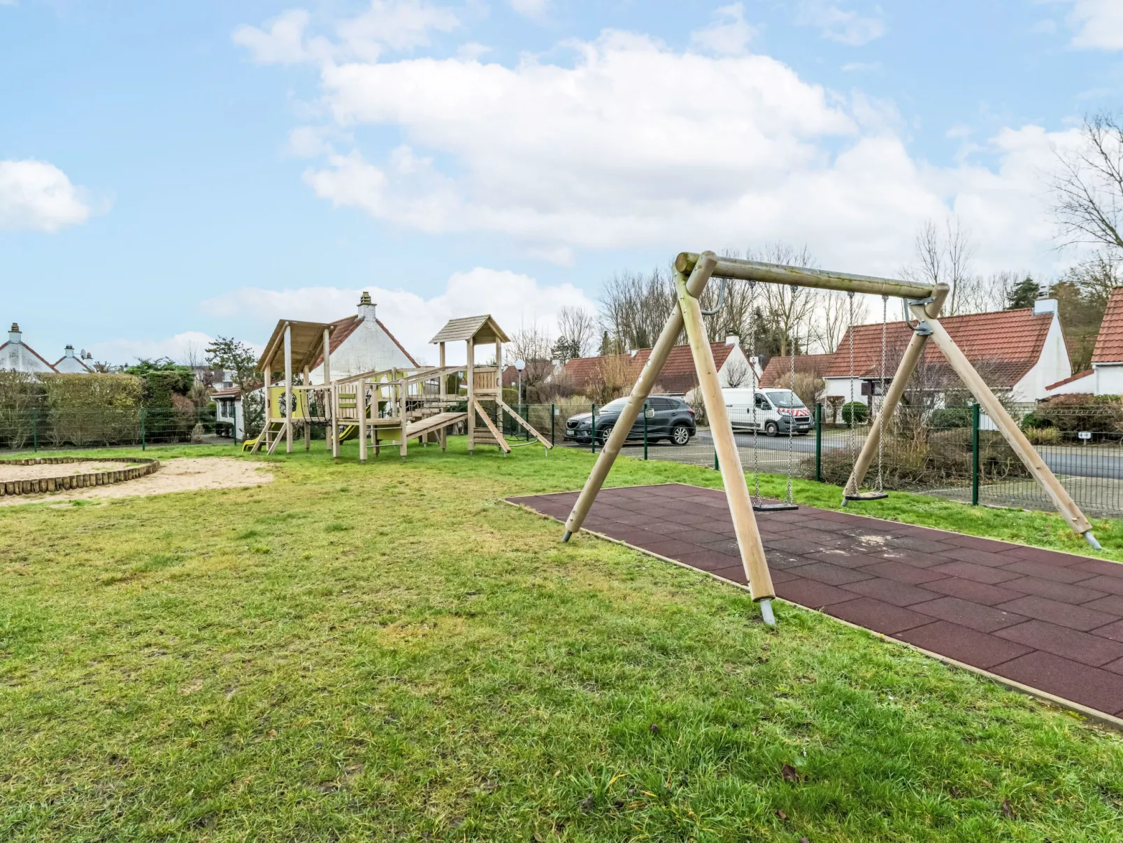 Strandhuis with parking - Draußen
