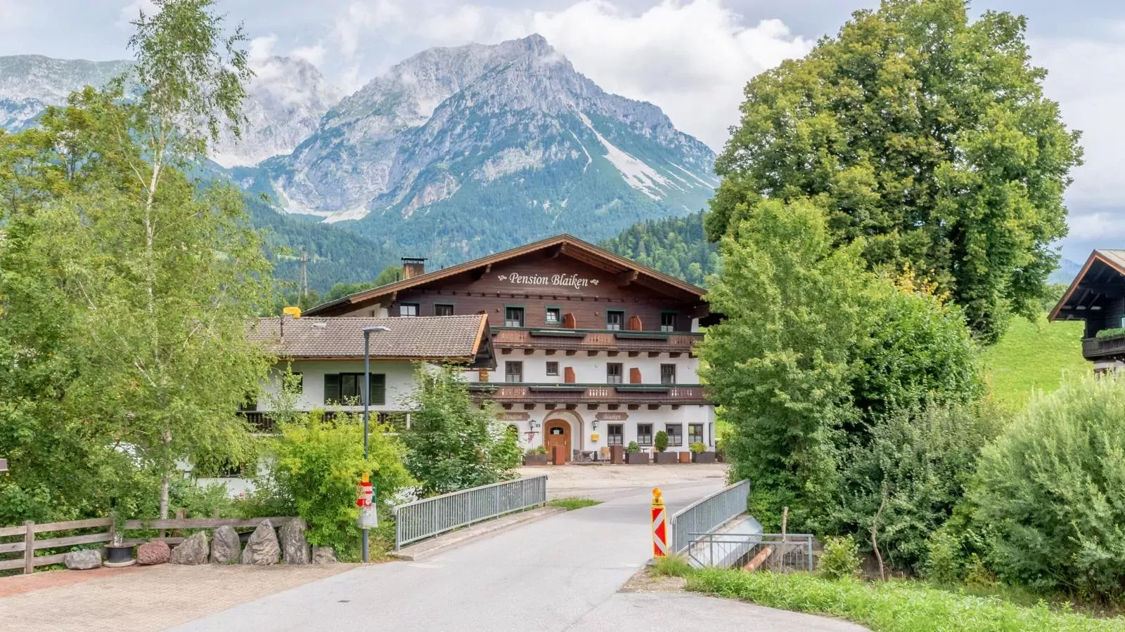 Pension Blaiken M-Exterior summer