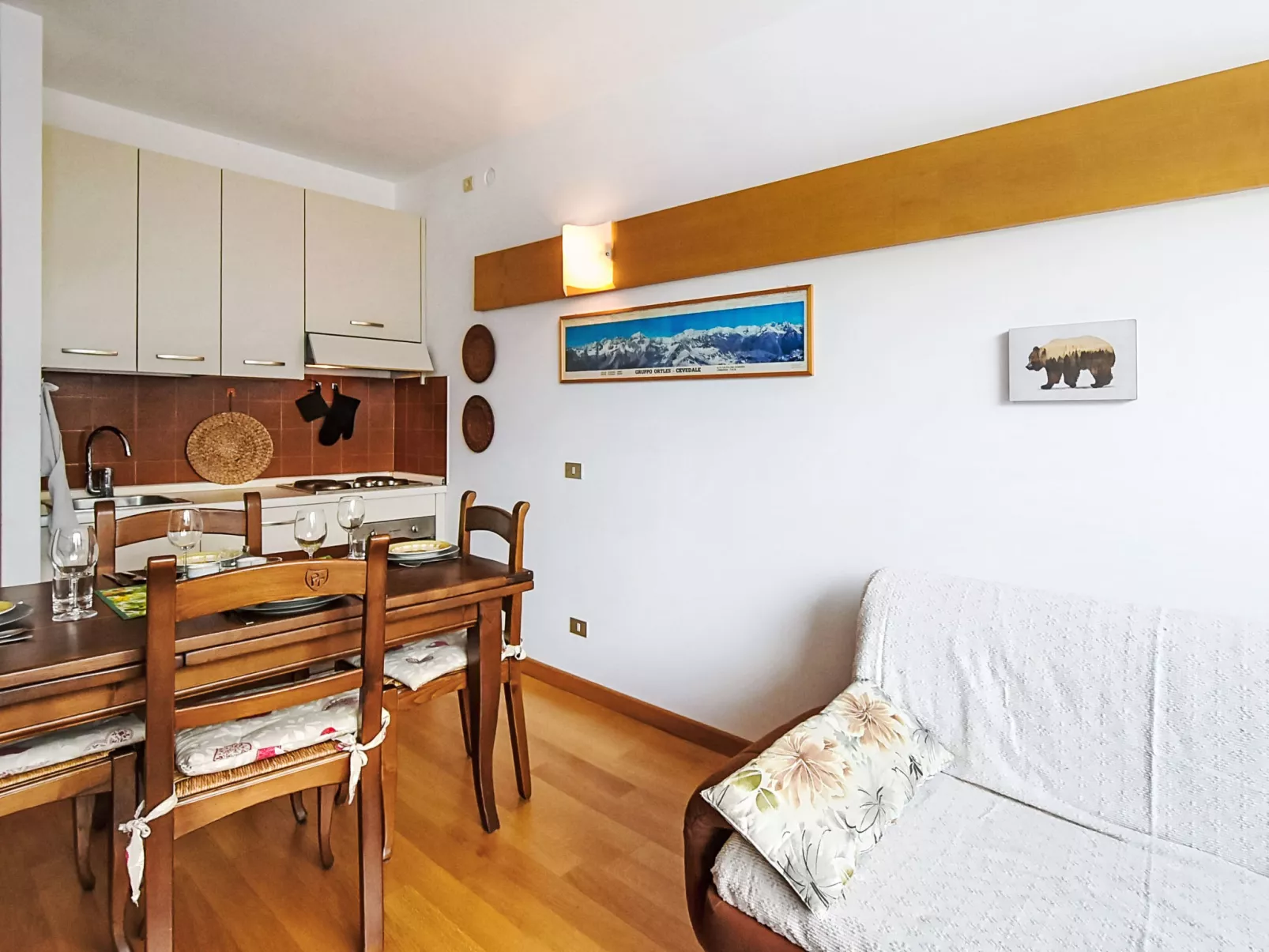 Nevada View - Inside