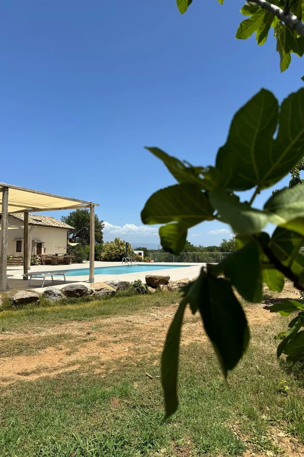 Landgut mit Blick auf das Wasser - Outside